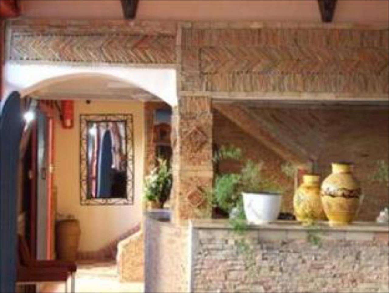 Riad Eraounak Souiri Hotel