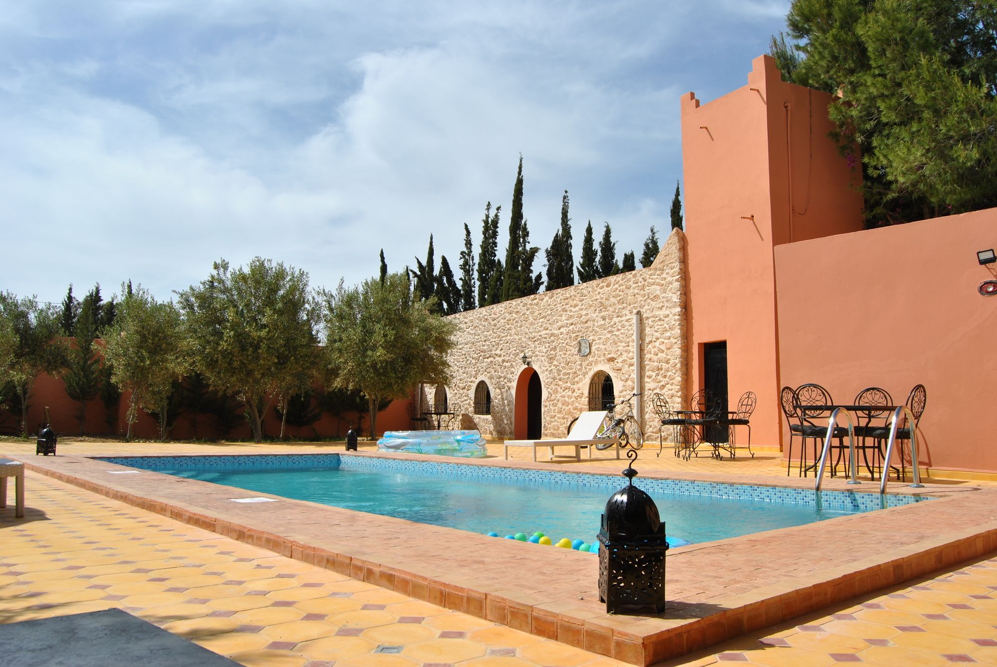 Riad Souad