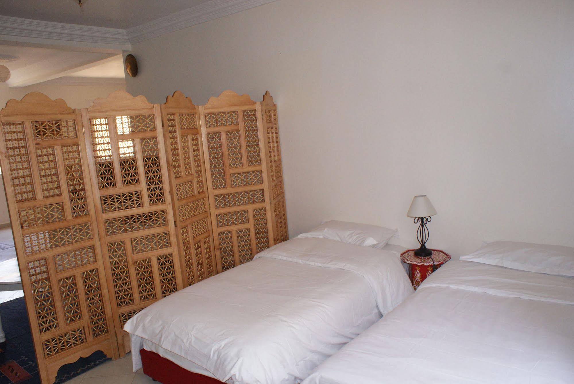 Residence Louzani - Hotel Apartment