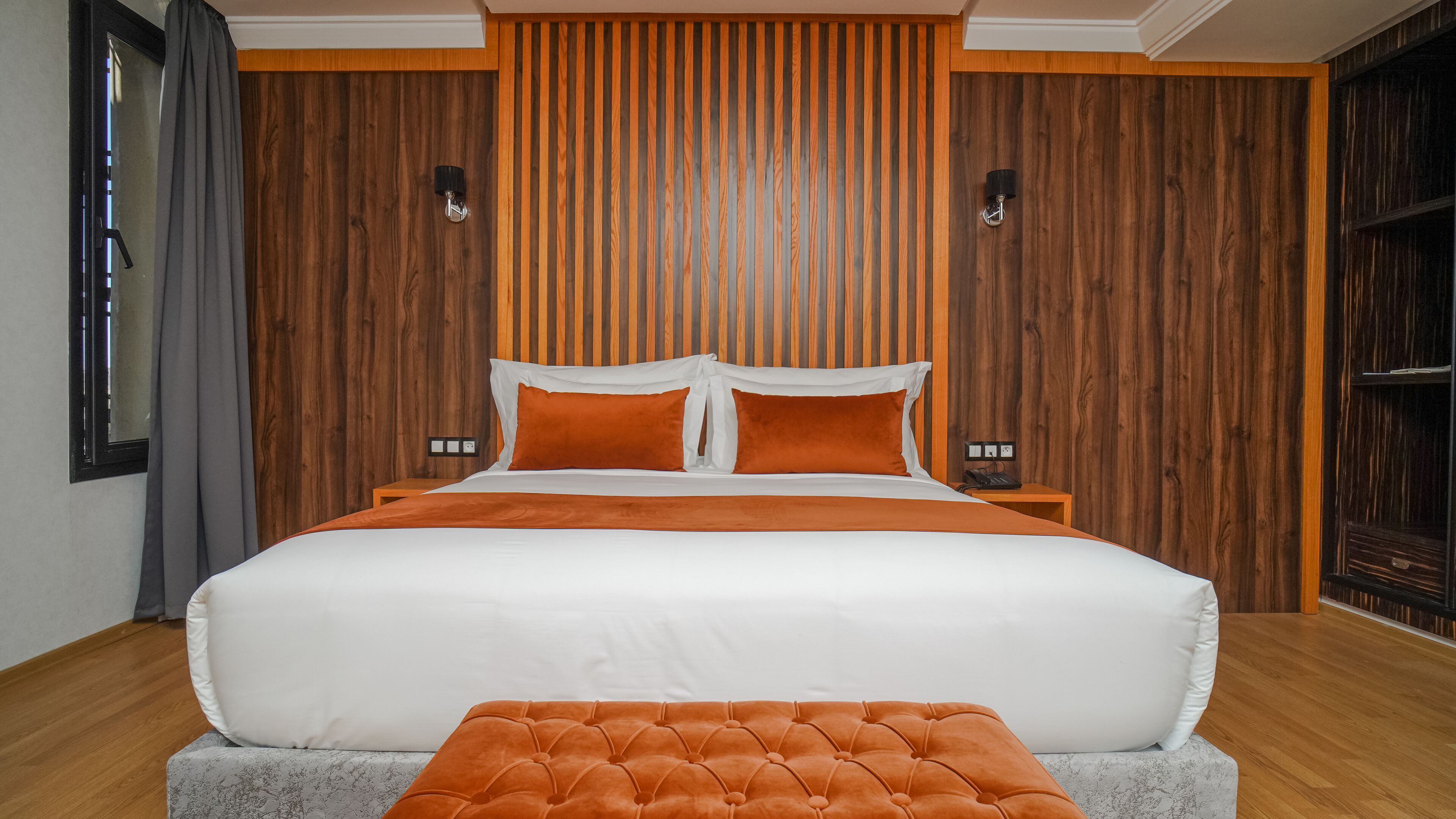 Razane Hotel