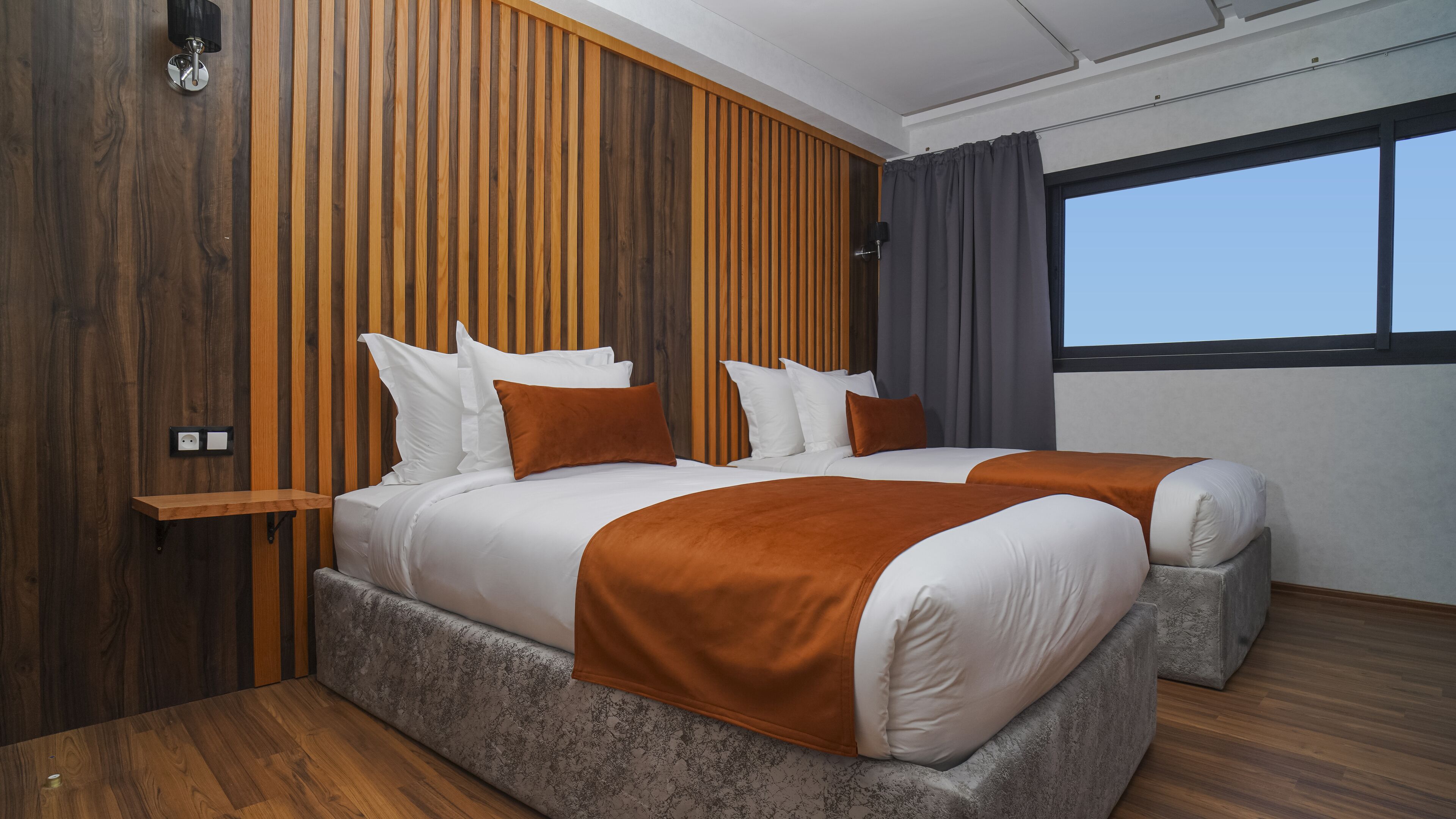 Razane Hotel