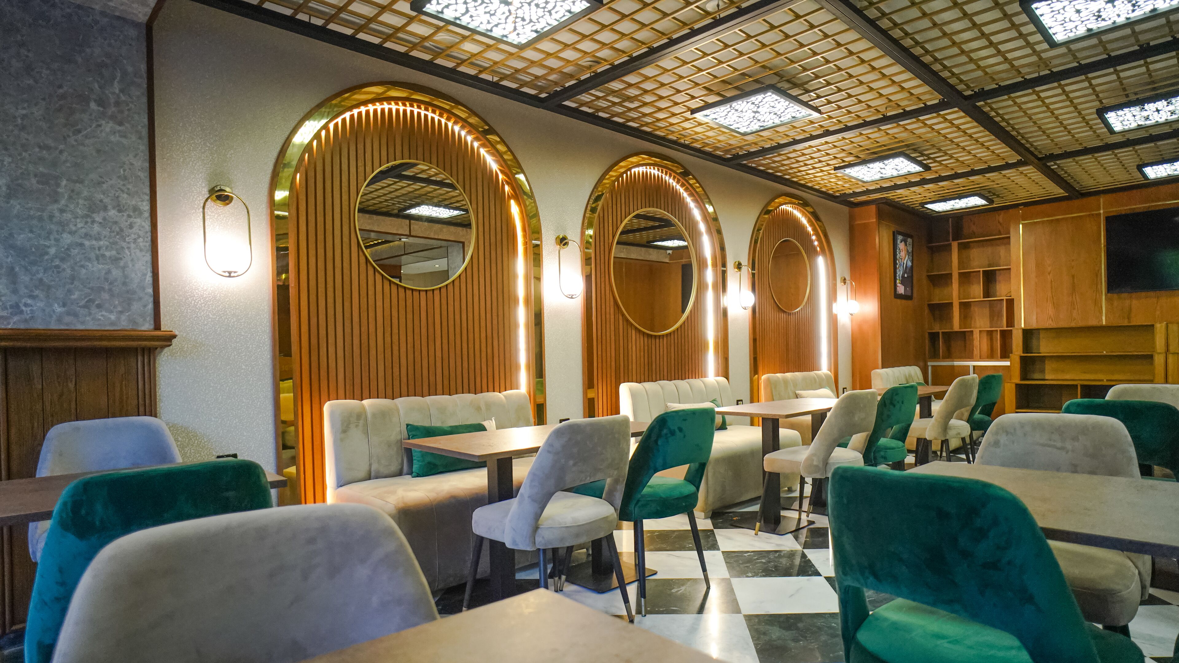 Razane Hotel
