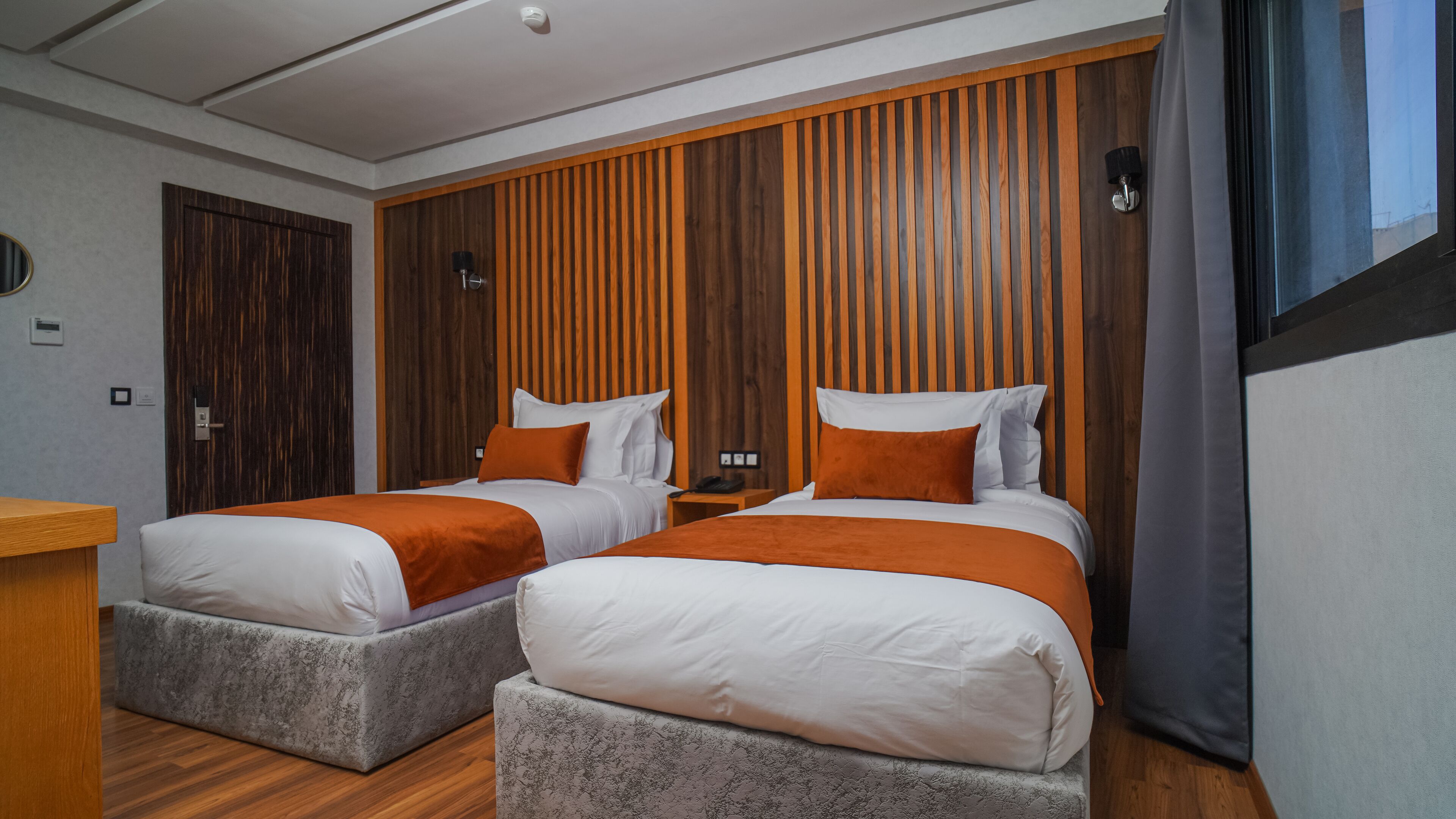 Razane Hotel