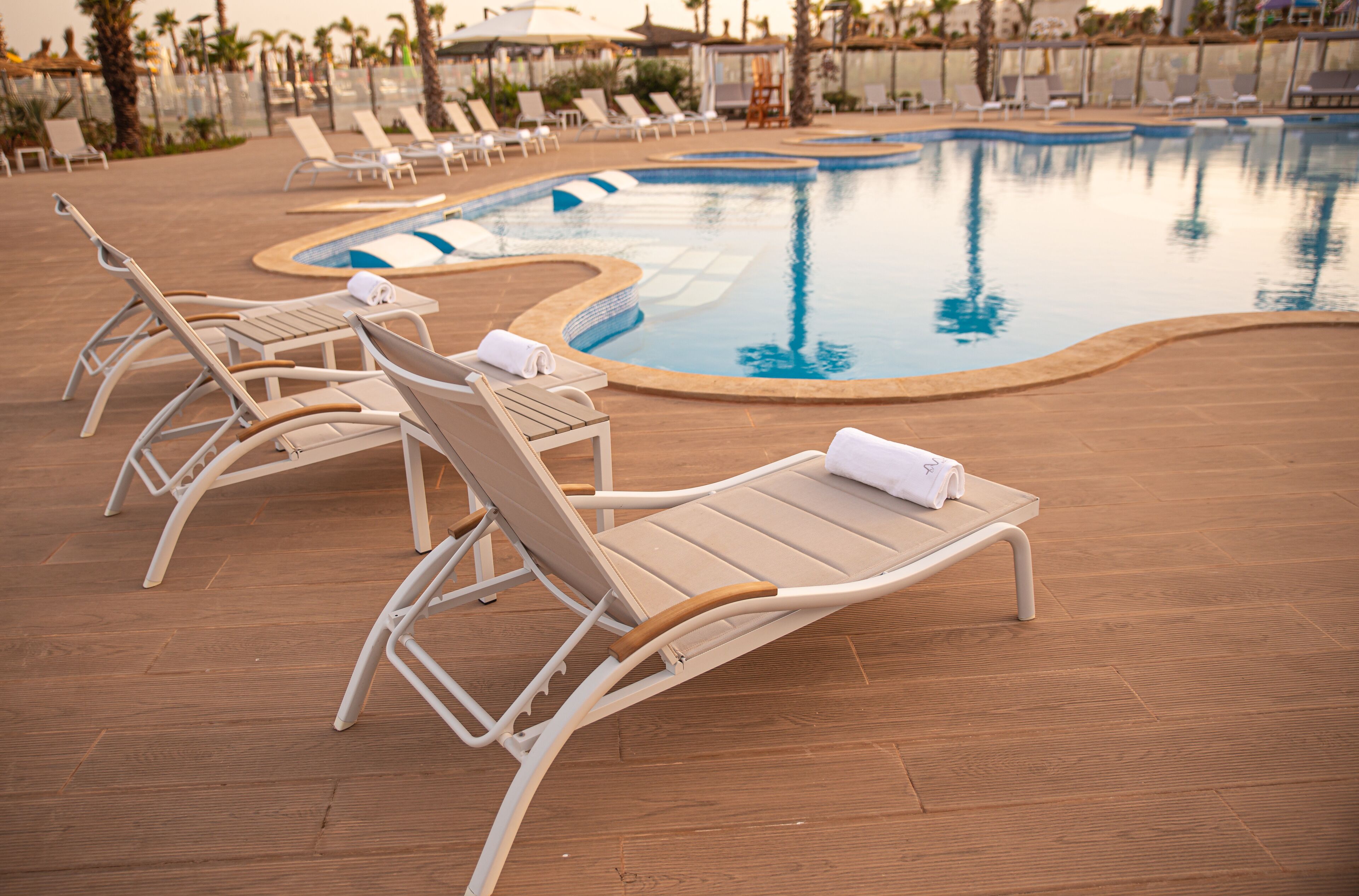 Waves Aquaparc & Hotel