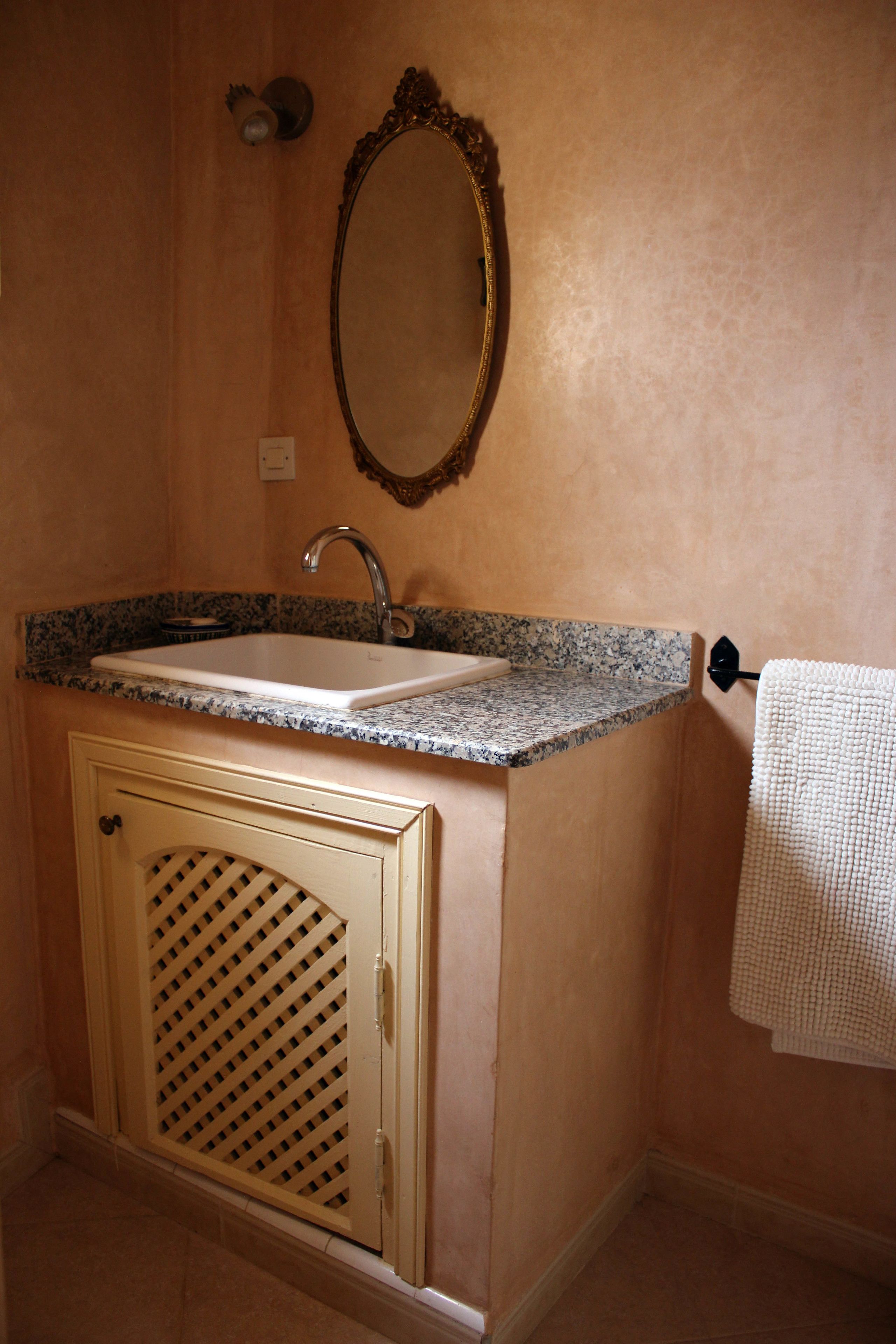 Tifawin Home & Garden