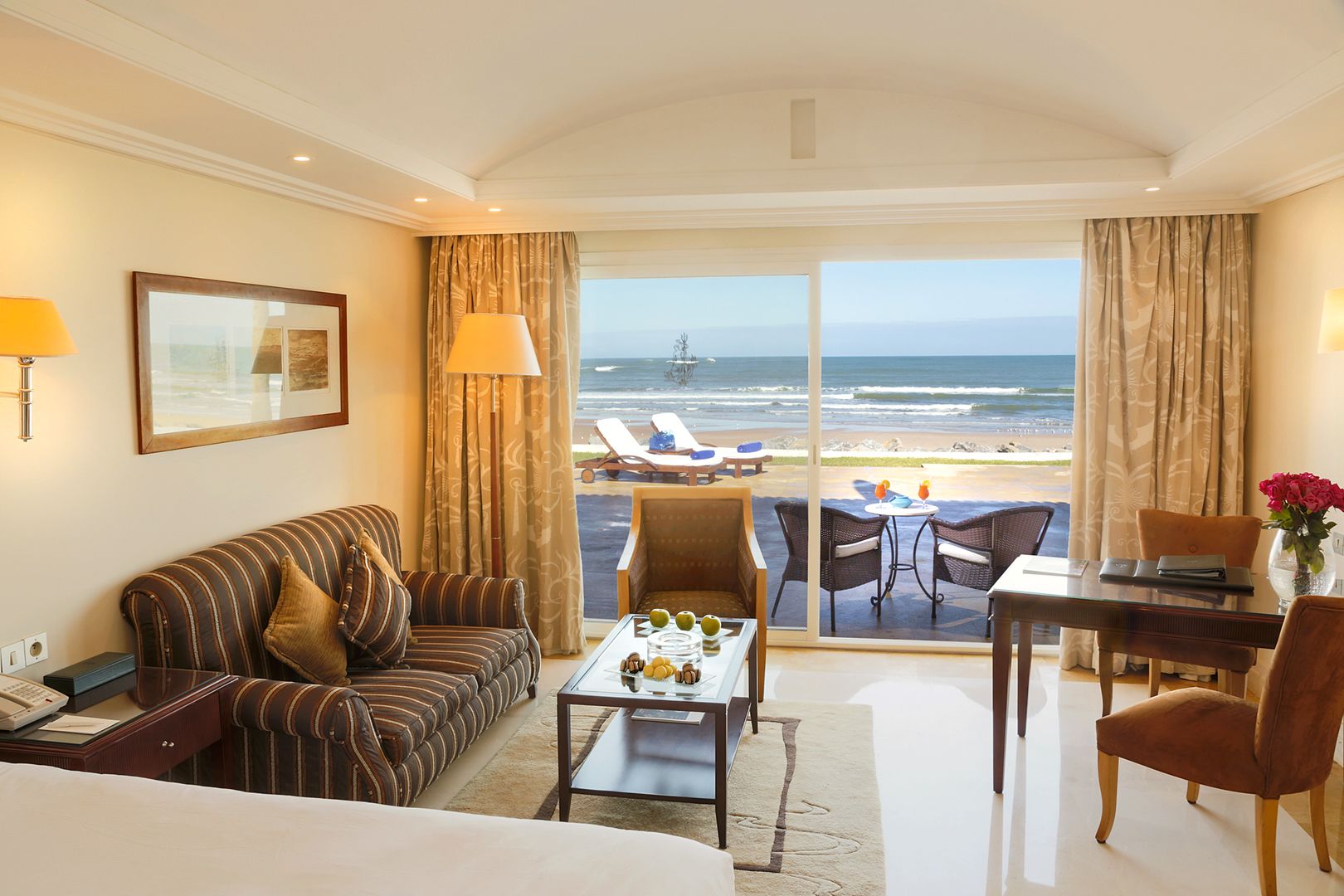 Amphitrite Palace Beach Hotel & Convention Centre