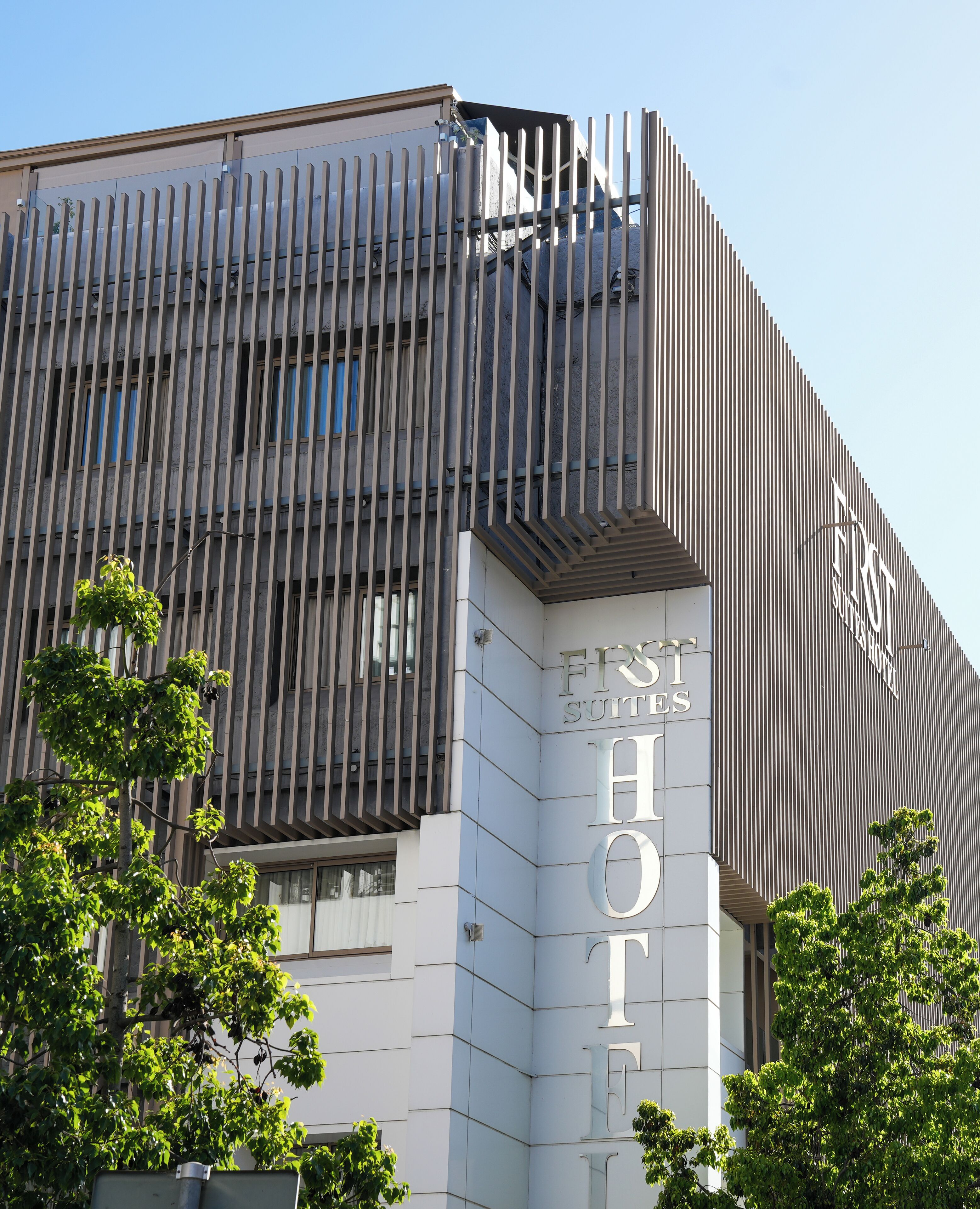 First Suites Hotel