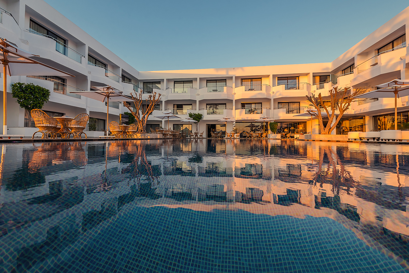 Dawliz Resort & Spa