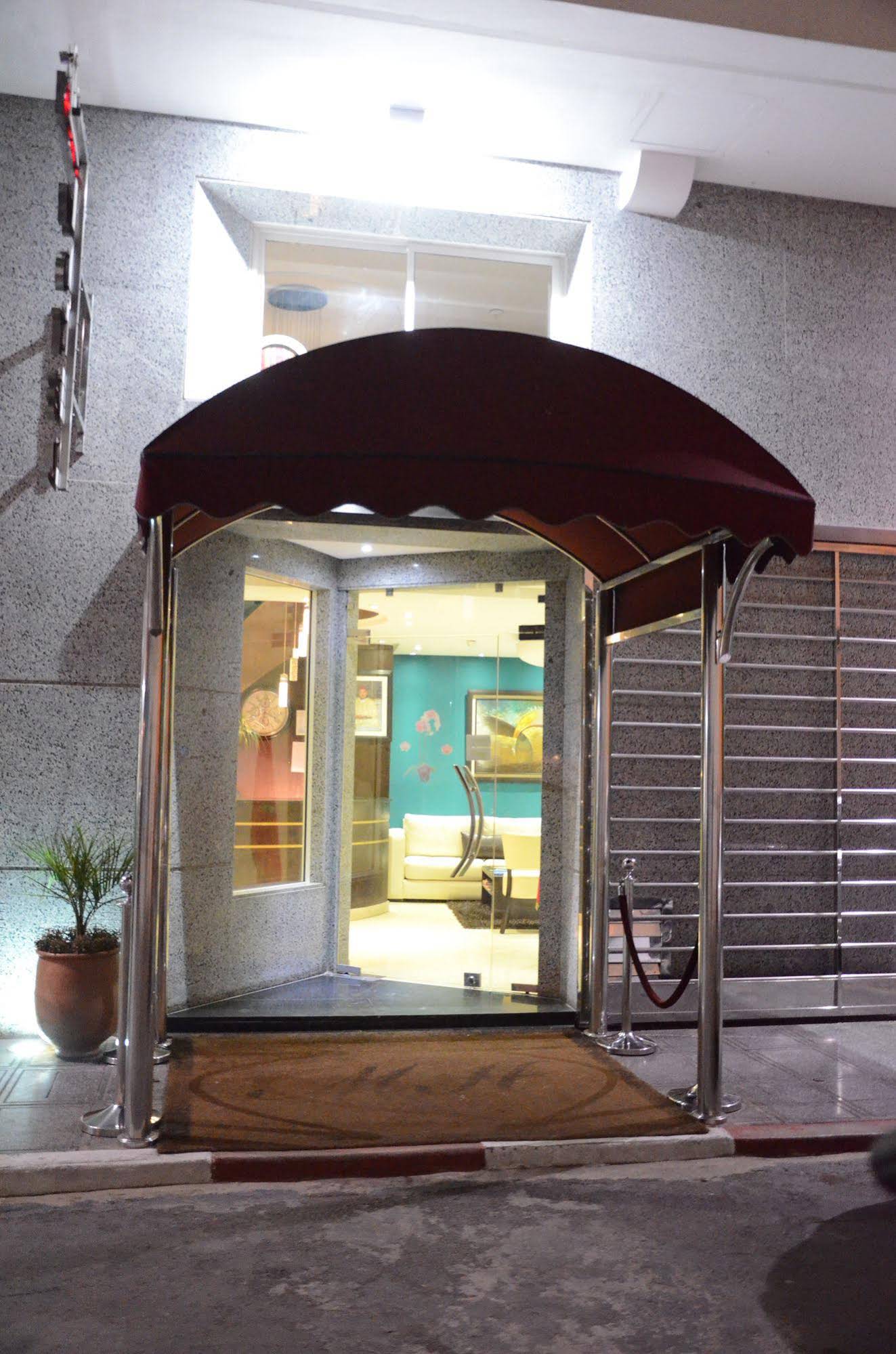 Malak Hotel
