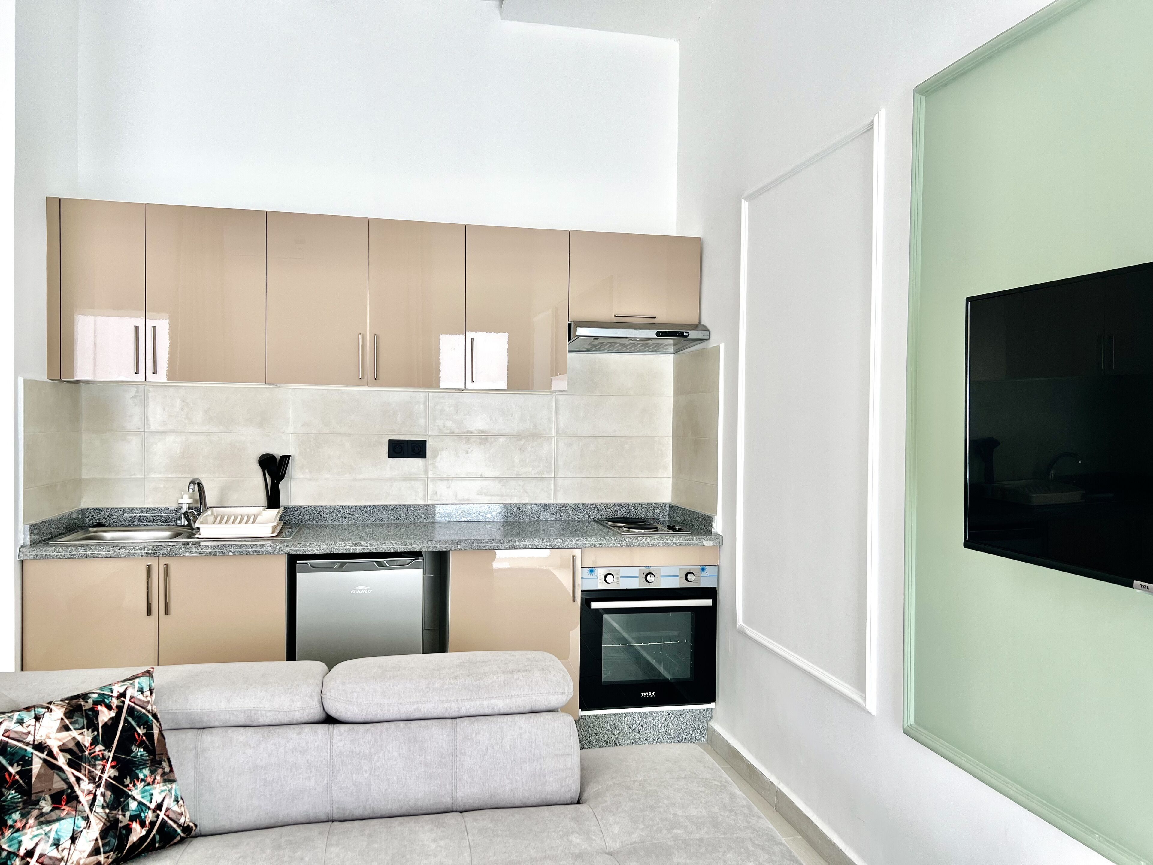 Mycity Suites & Apartments