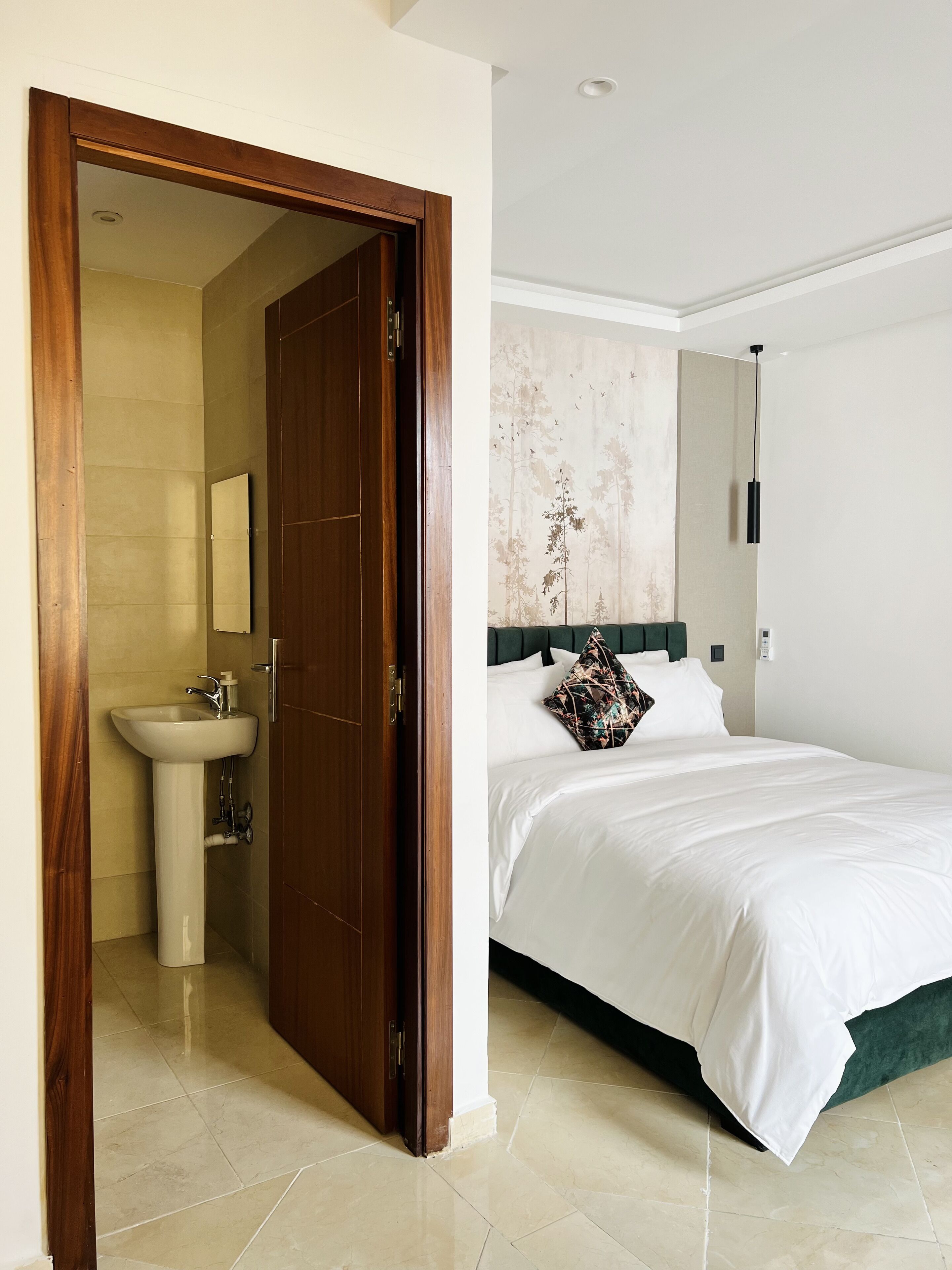Mycity Suites & Apartments