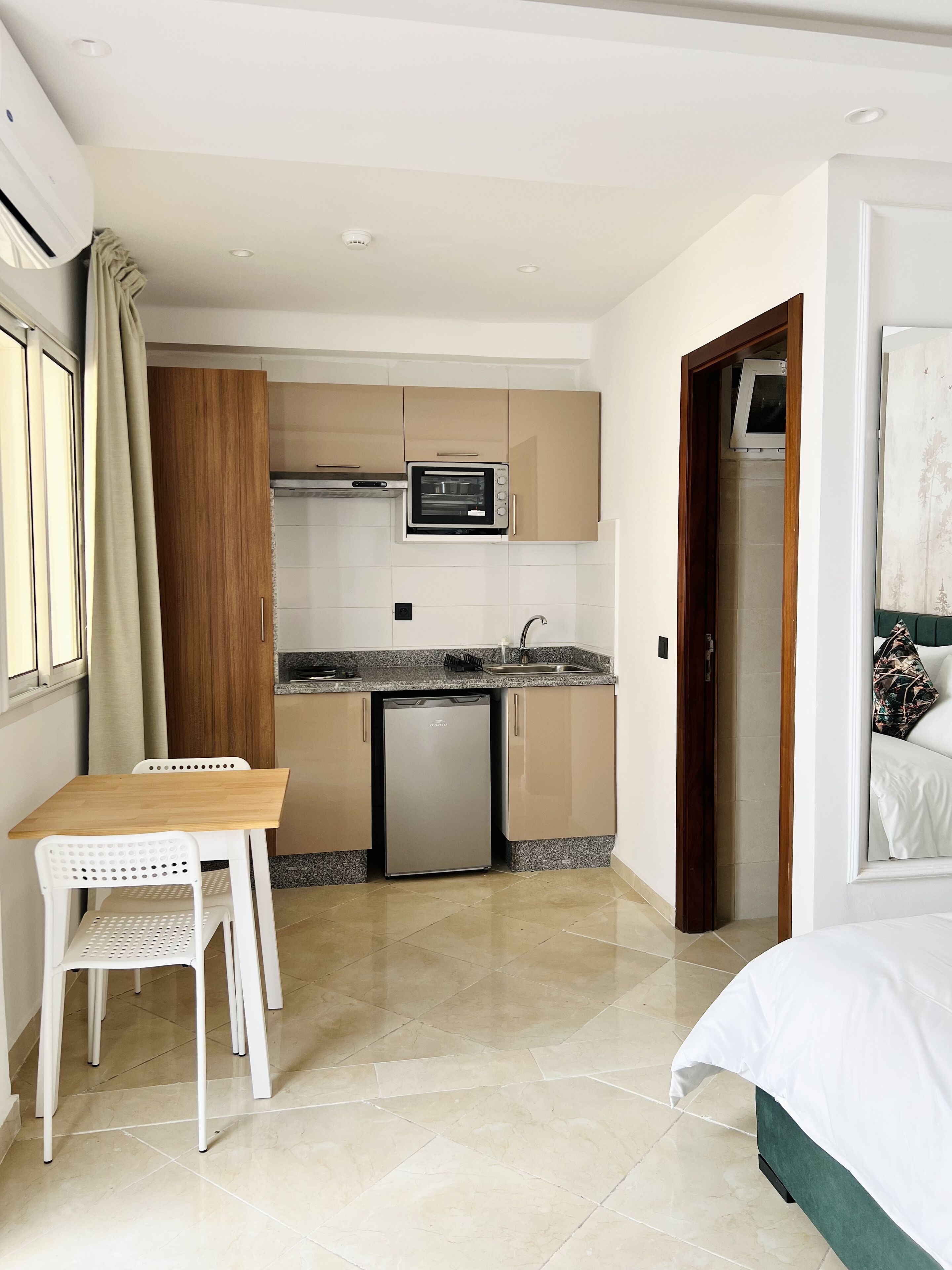Mycity Suites & Apartments