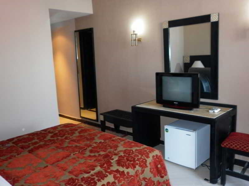 Oscar Hotel