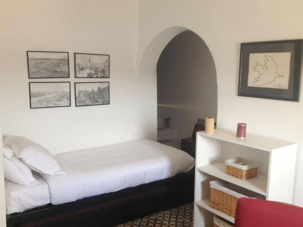 Riad Azahra