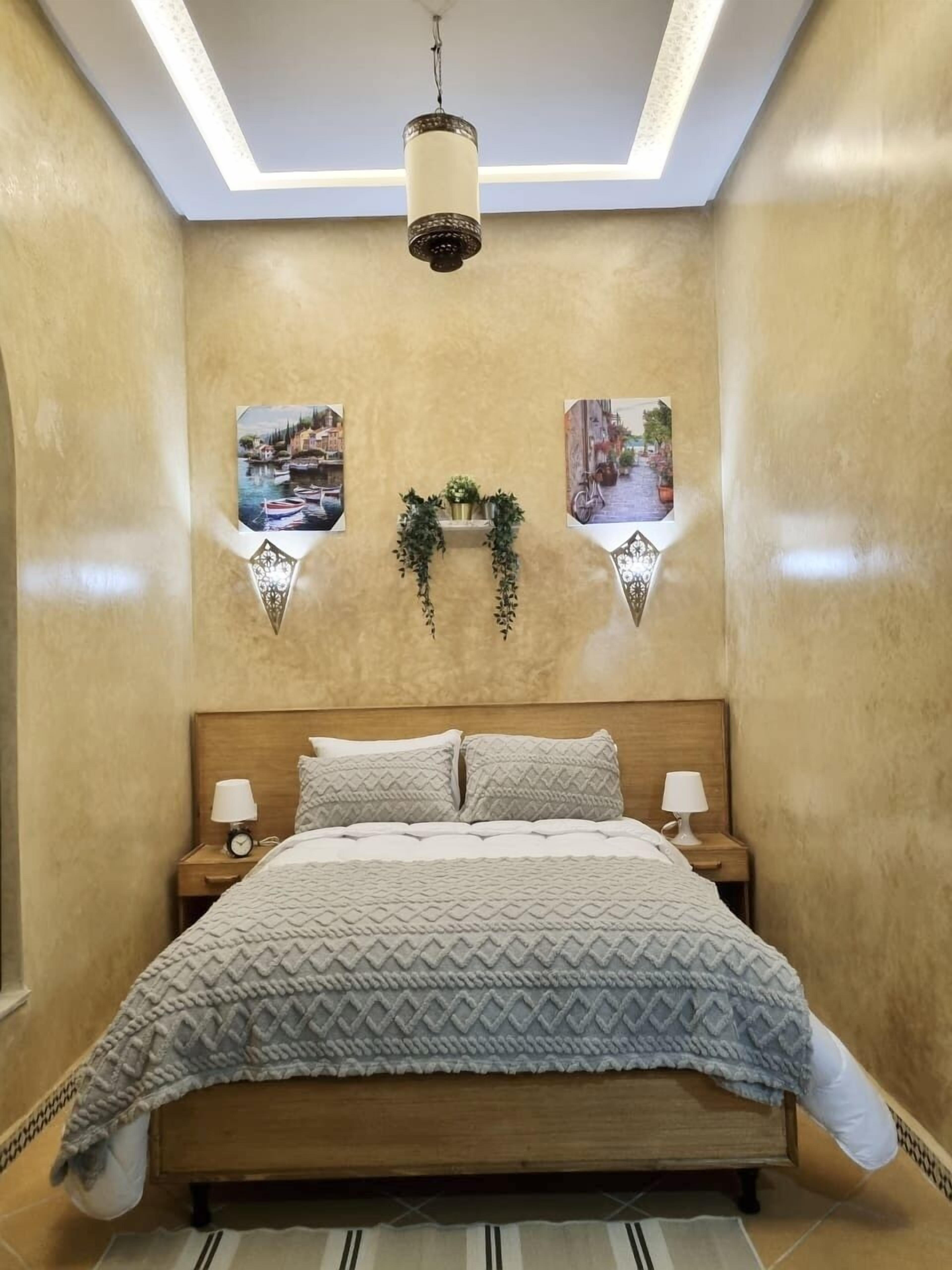 Riad Lalla Zined