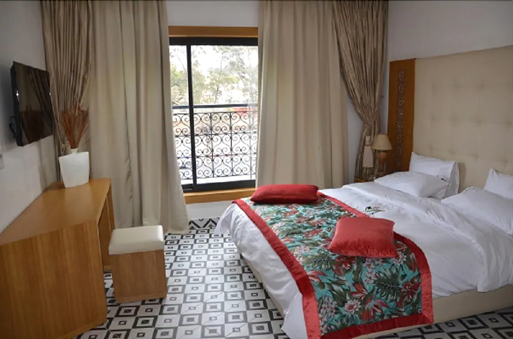 Villa Aralia
