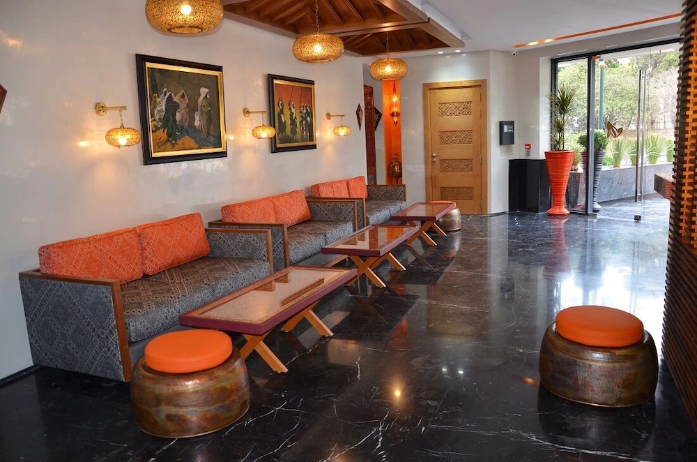 Villa Aralia