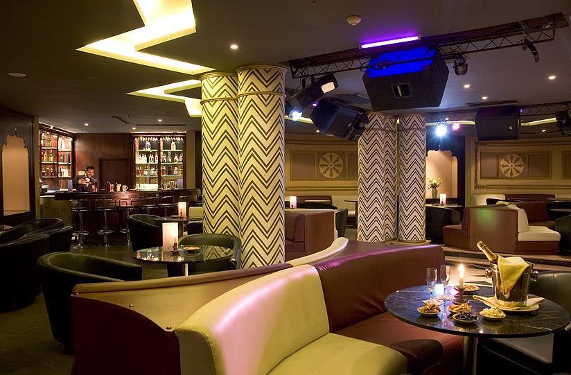 Golden Tulip Farah Safi