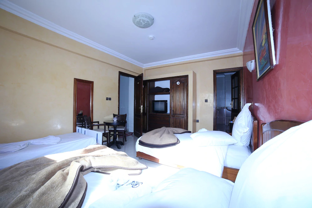 Riad Asfi