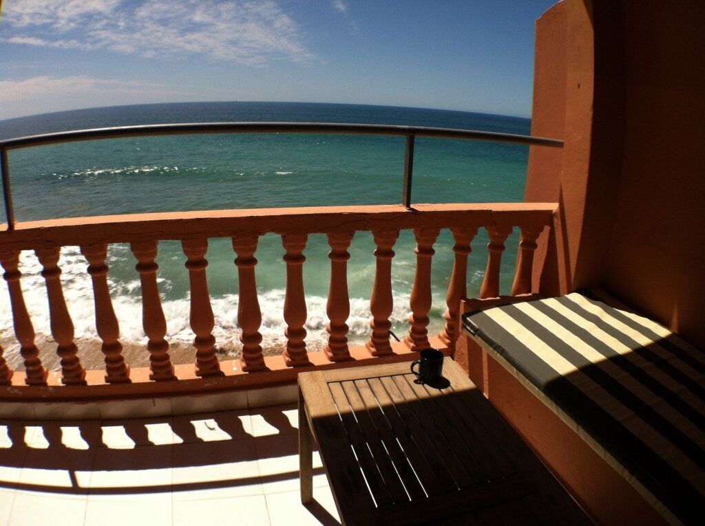 Mint Surf - Surf Camp & Yoga