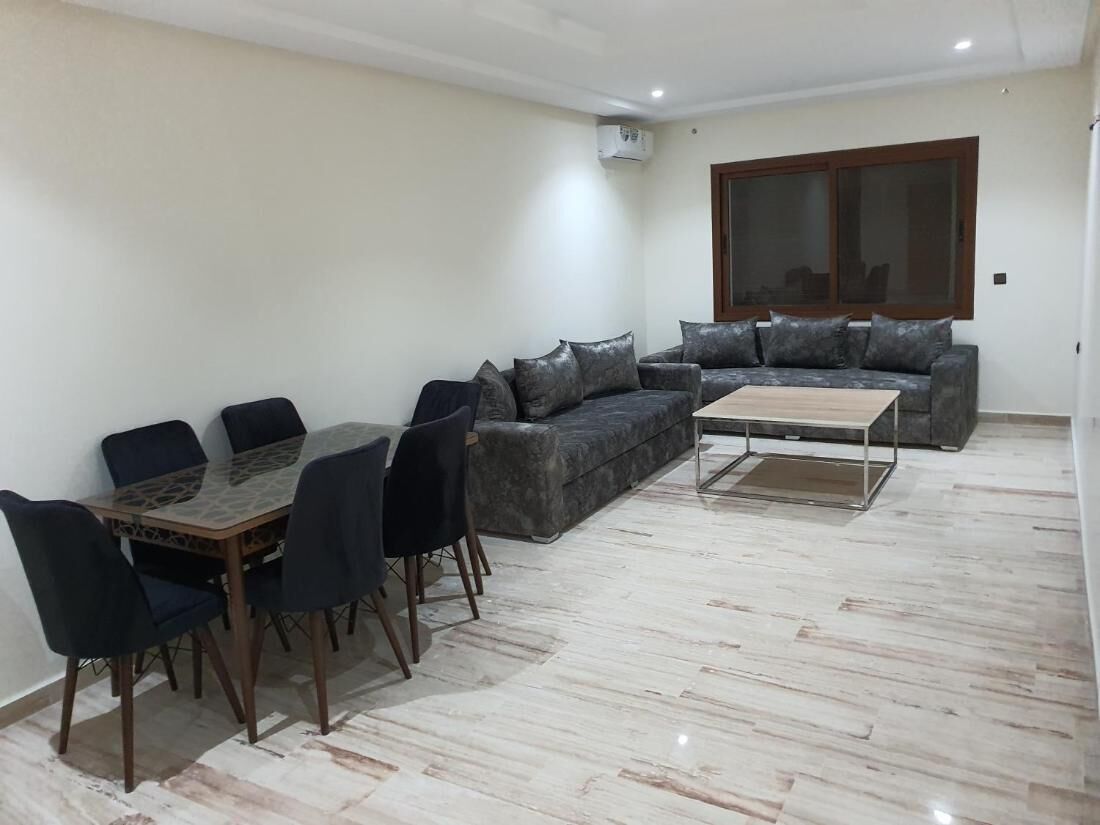 Les Belles Residences ''E''