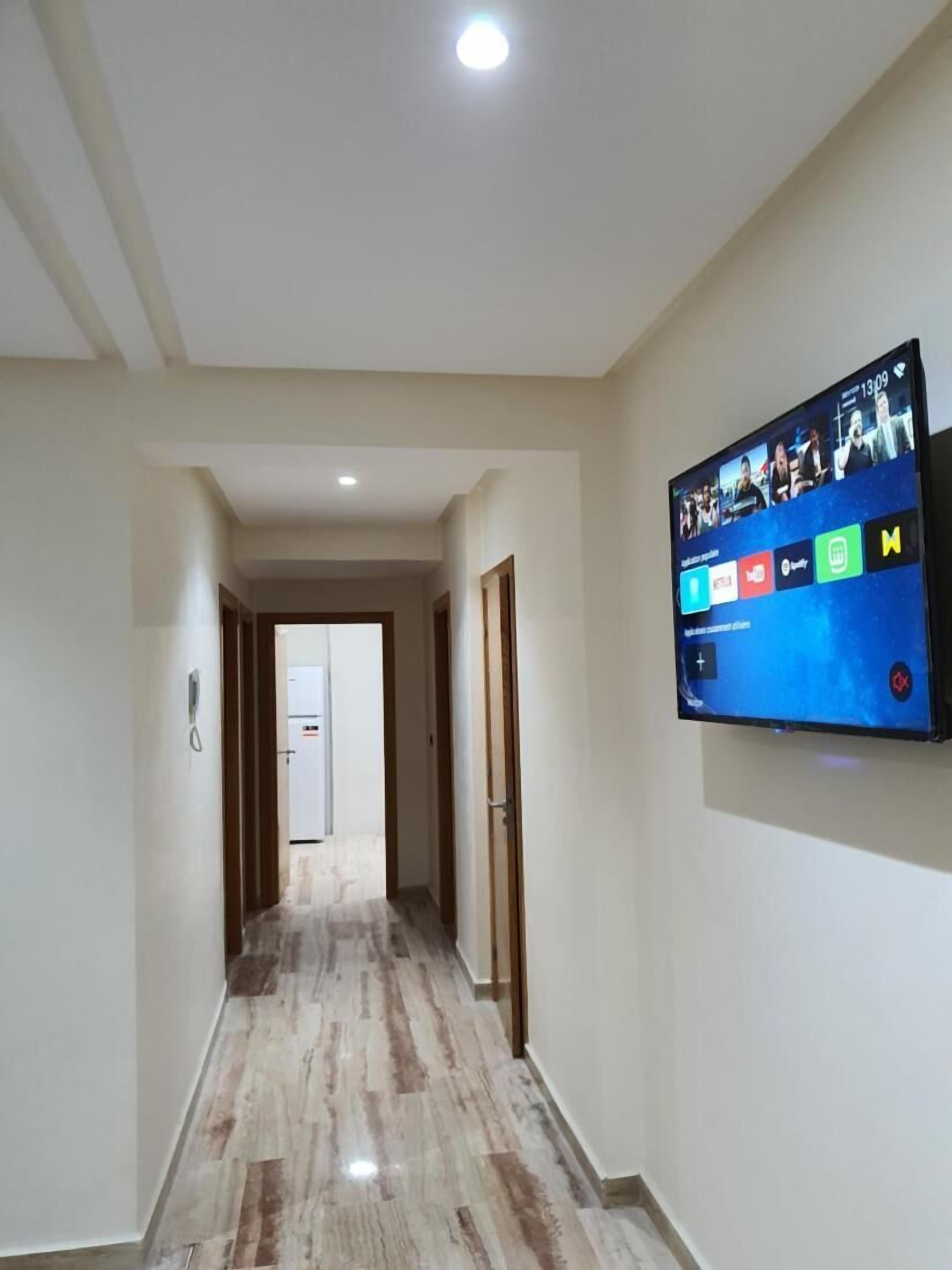 Les Belles Residences ''E''