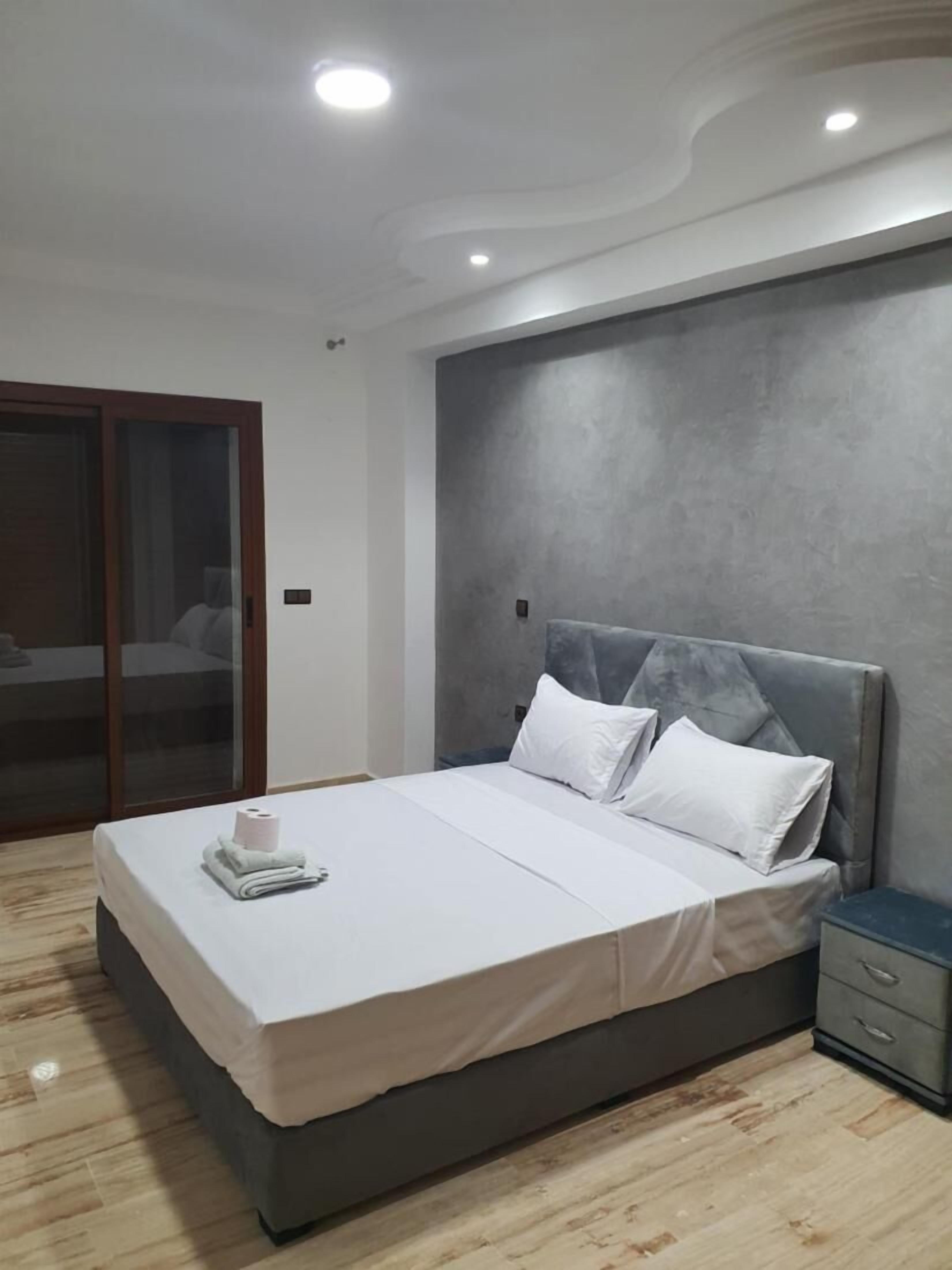 Les Belles Residences ''E''
