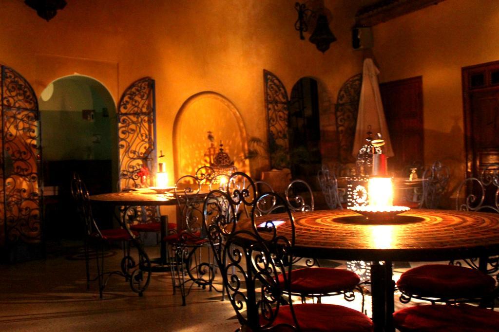 Riad le Lieu