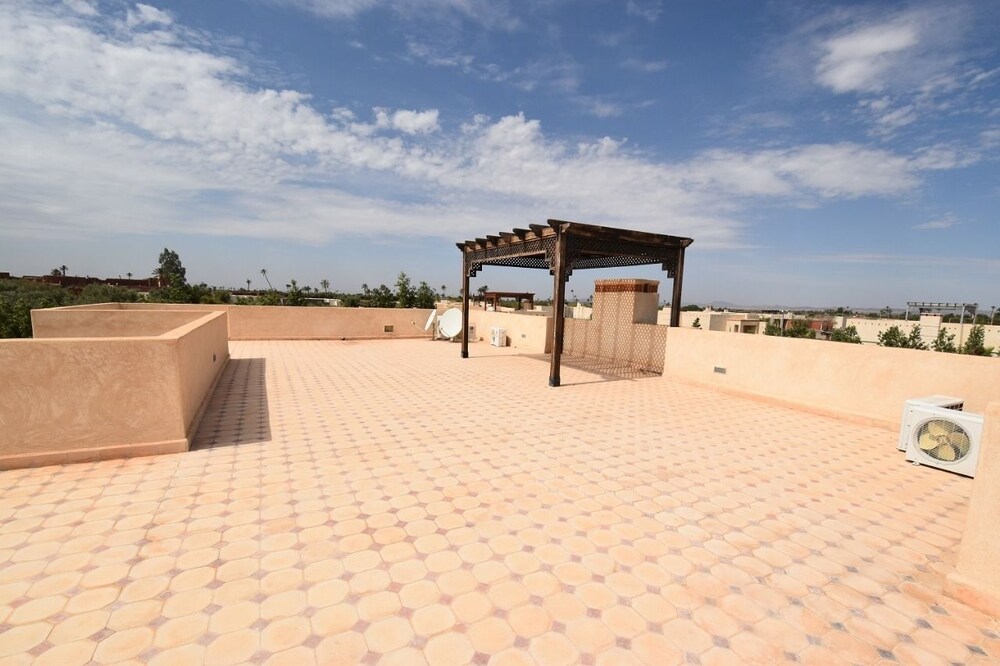 Apple Villa