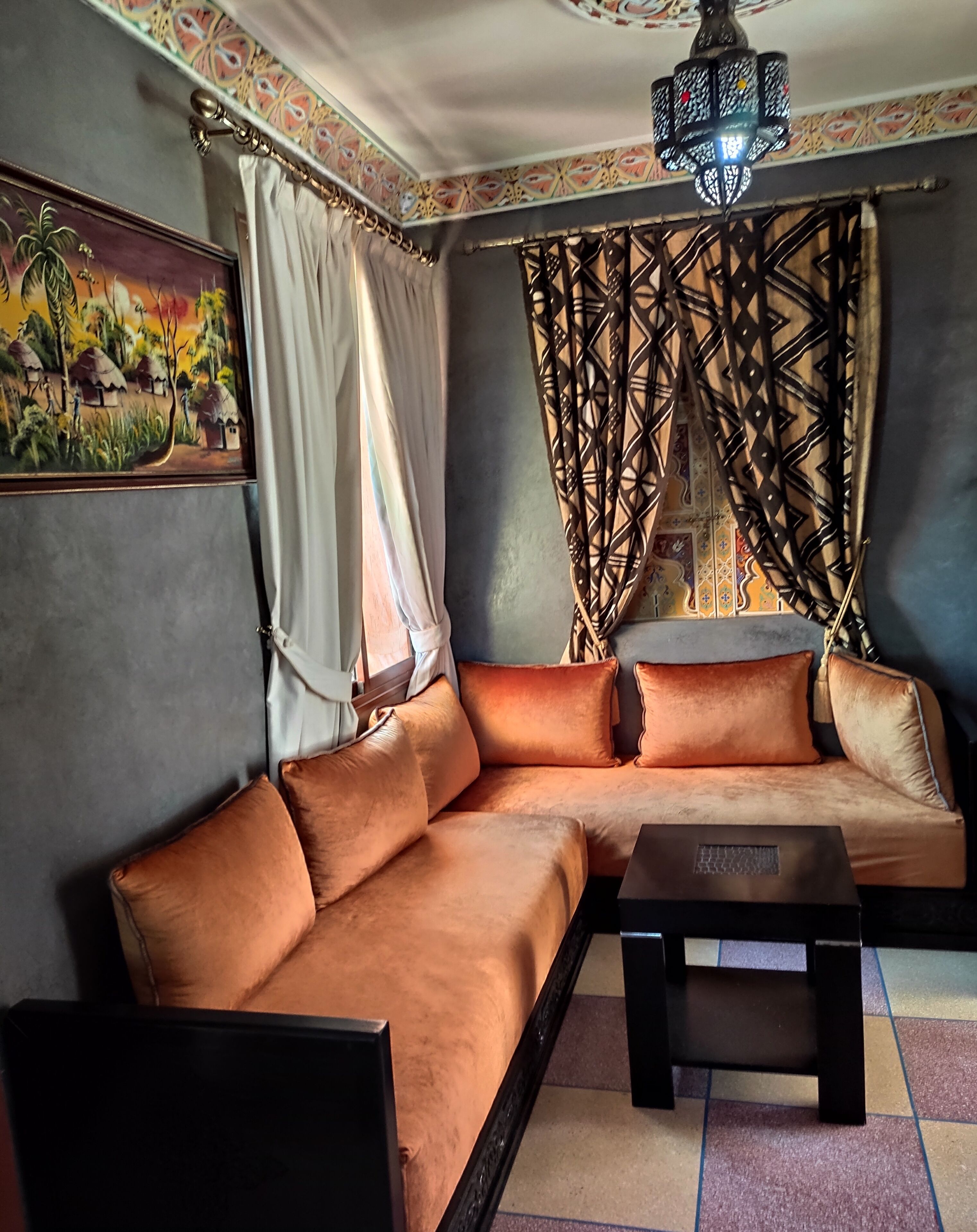 Equi Palace & Spa Near Aeroport
