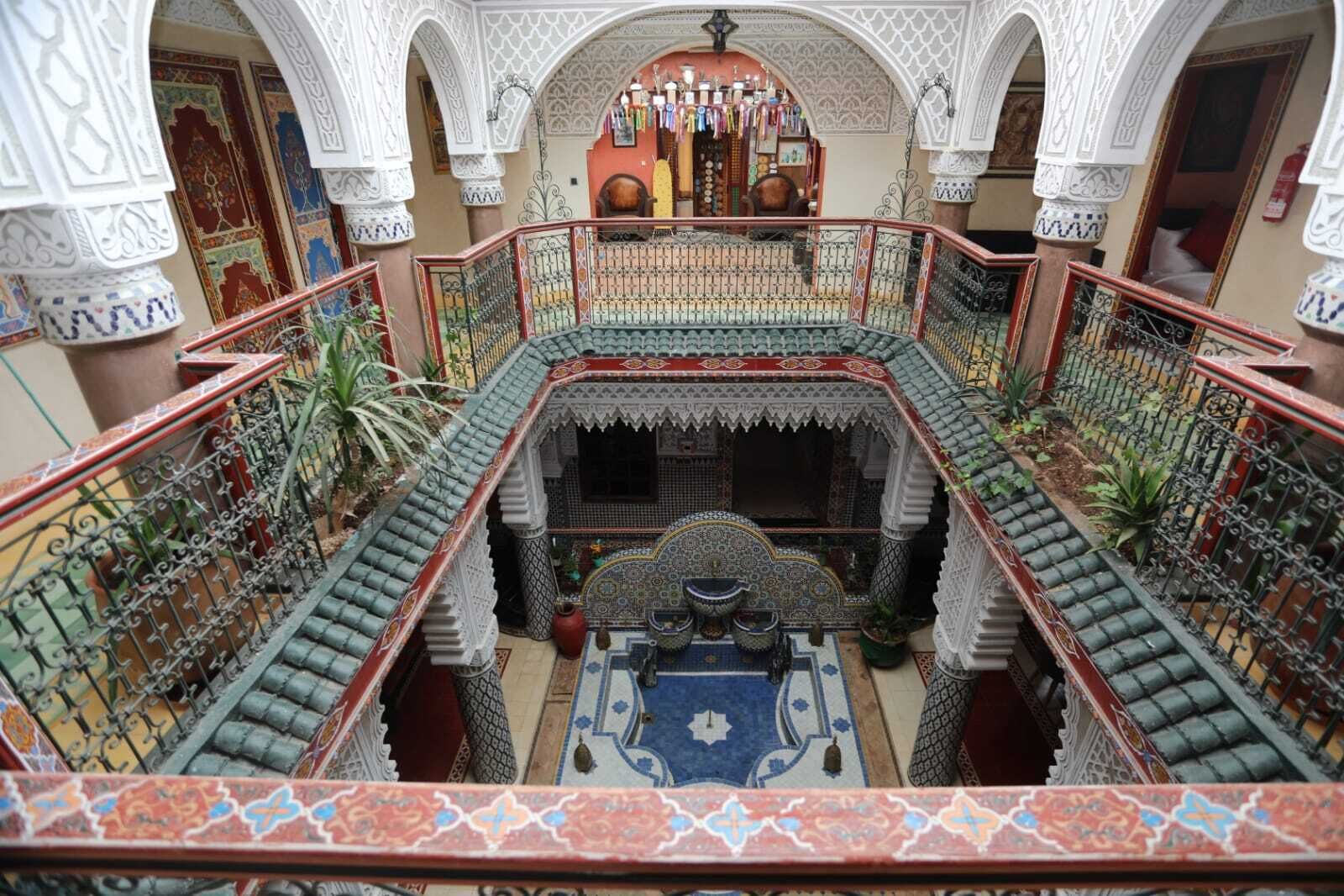 Equi Palace & Spa Near Aeroport