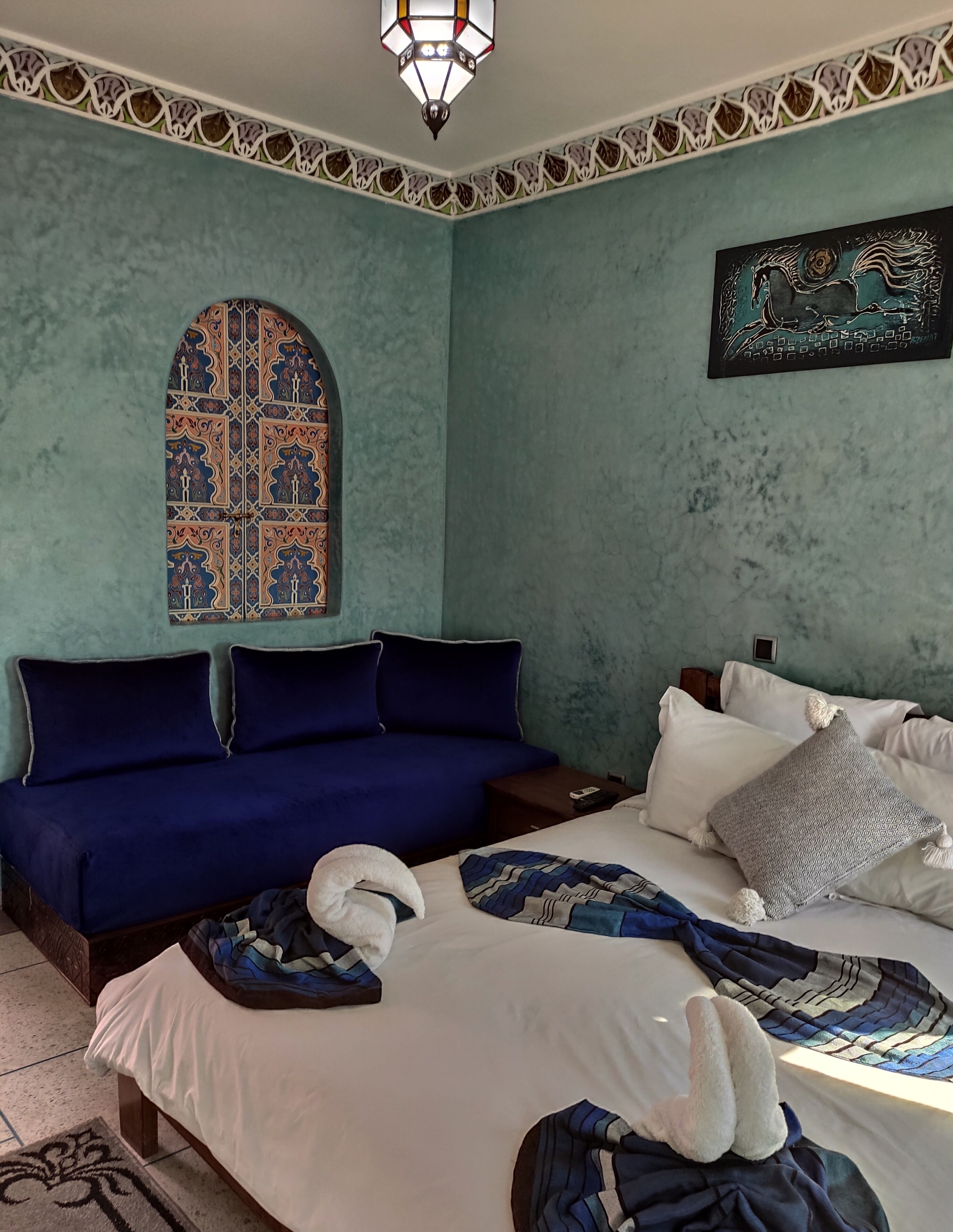 Equi Palace & Spa Near Aeroport