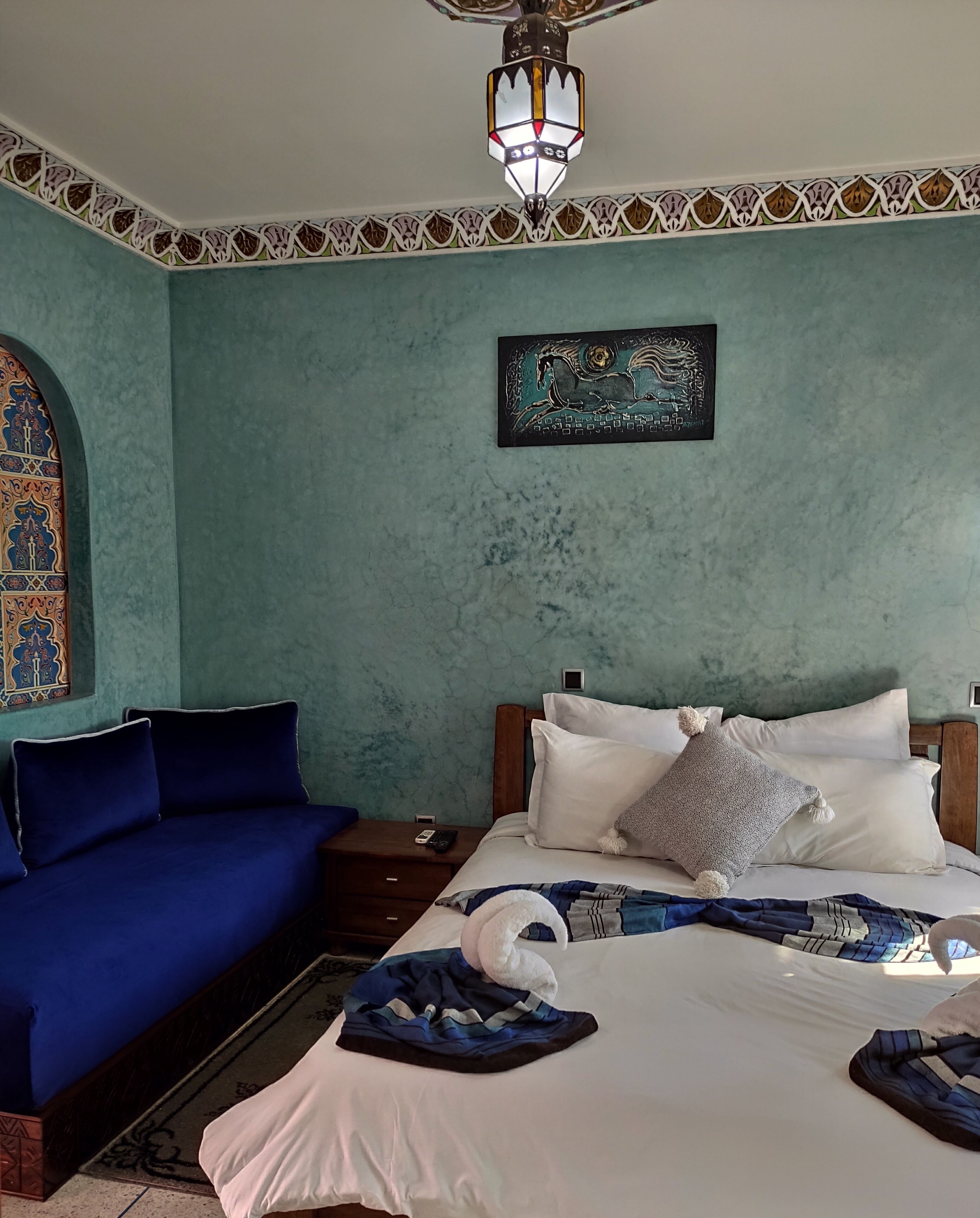 Equi Palace & Spa Near Aeroport