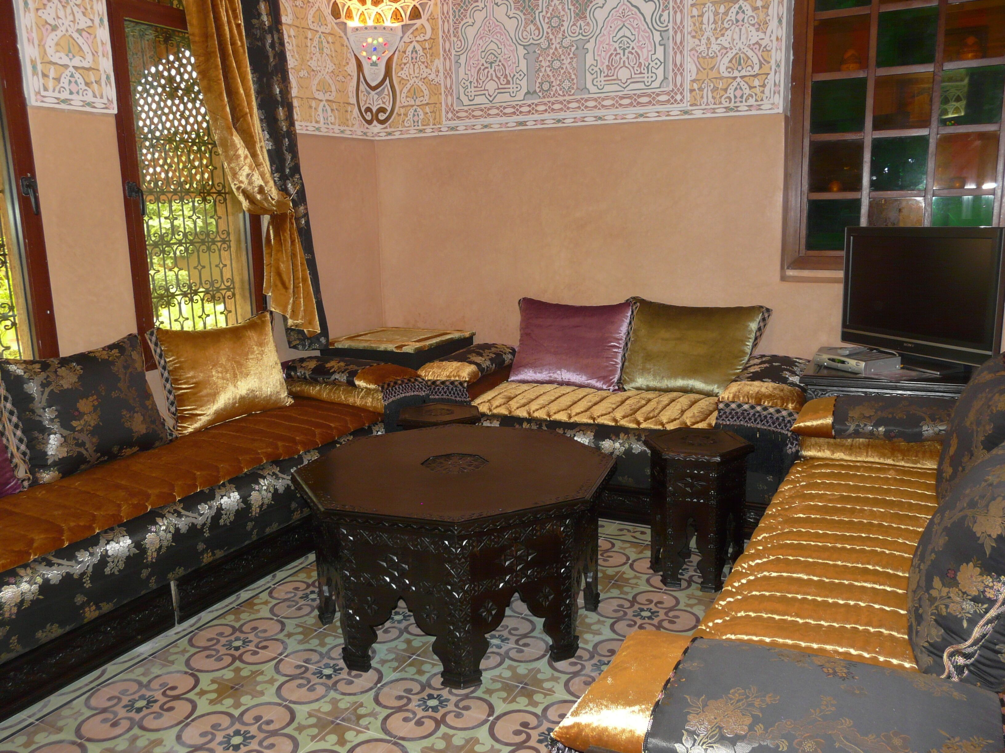 Equi Palace & Spa Near Aeroport