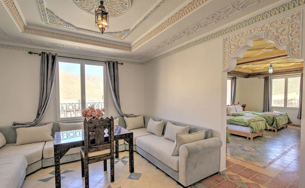 Hotel New Mars Dades