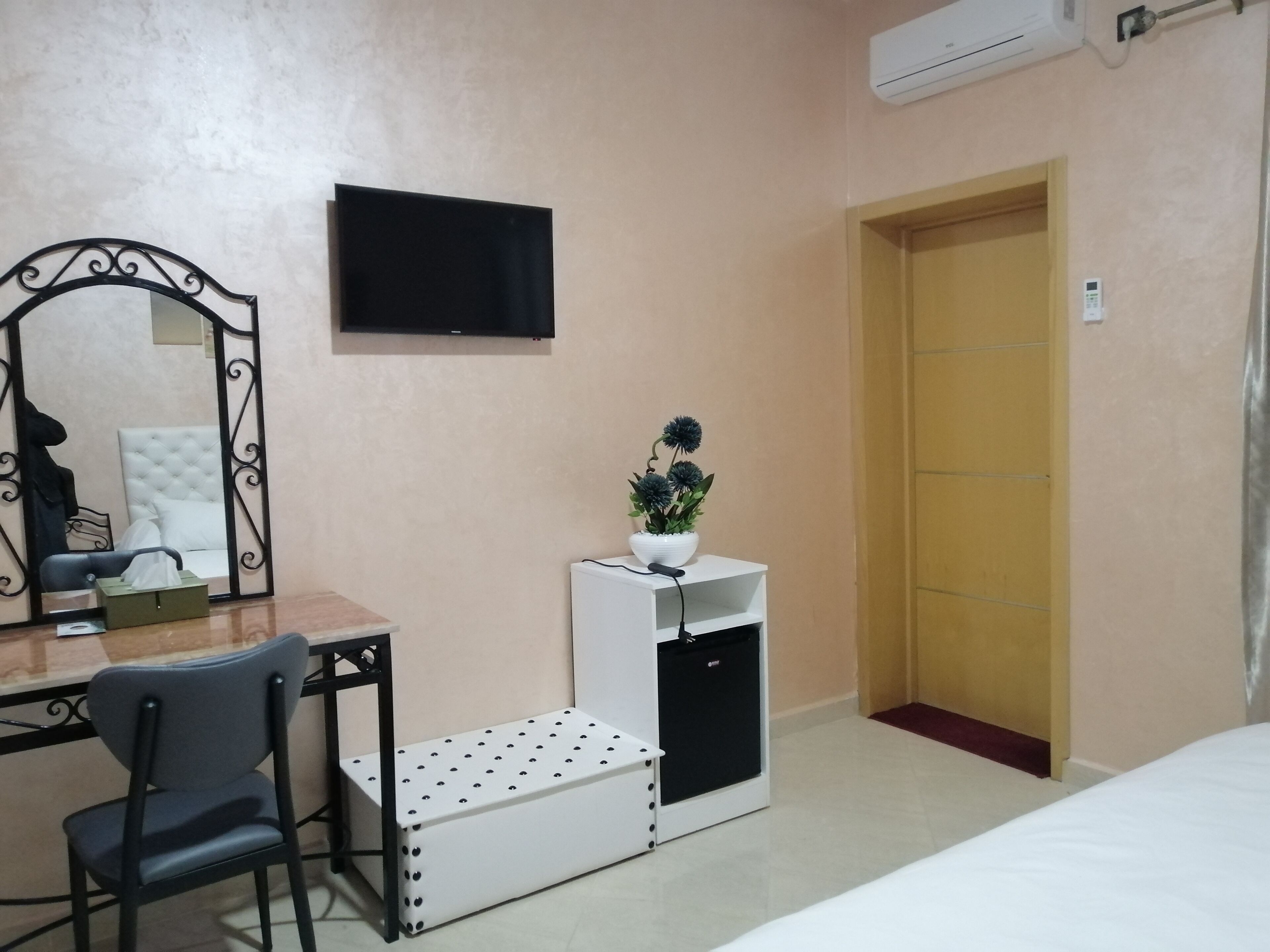 Hotel Oasis Palace