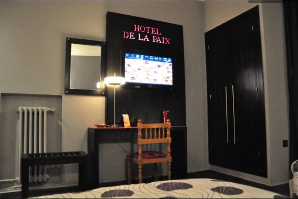De La Paix