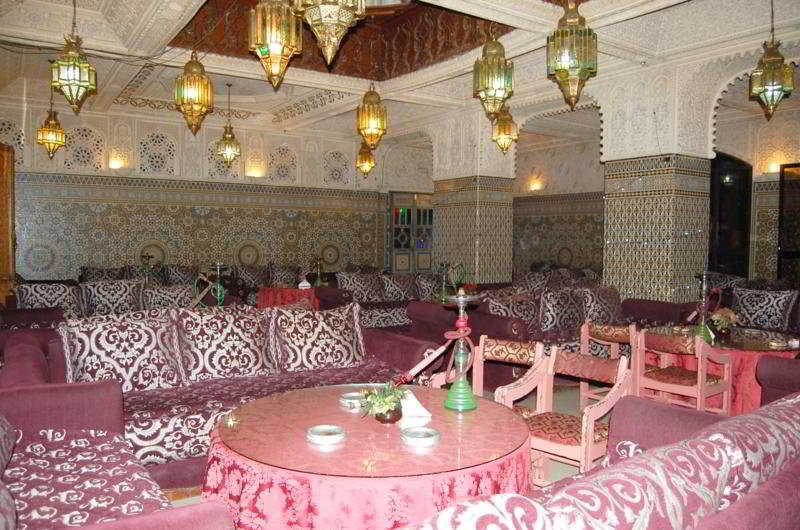 Mounia Fes