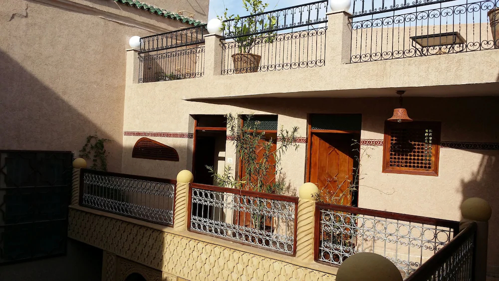 Riad Les Chrifis