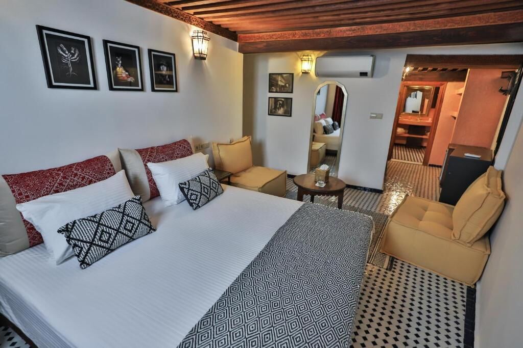 Riad Moulaydriss Et Giacomo