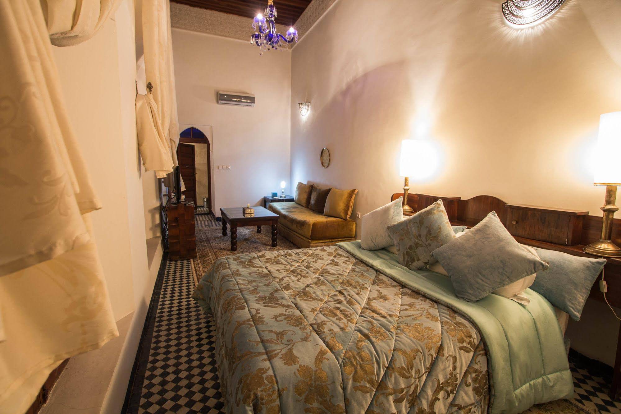 Riad Noujoum Medina