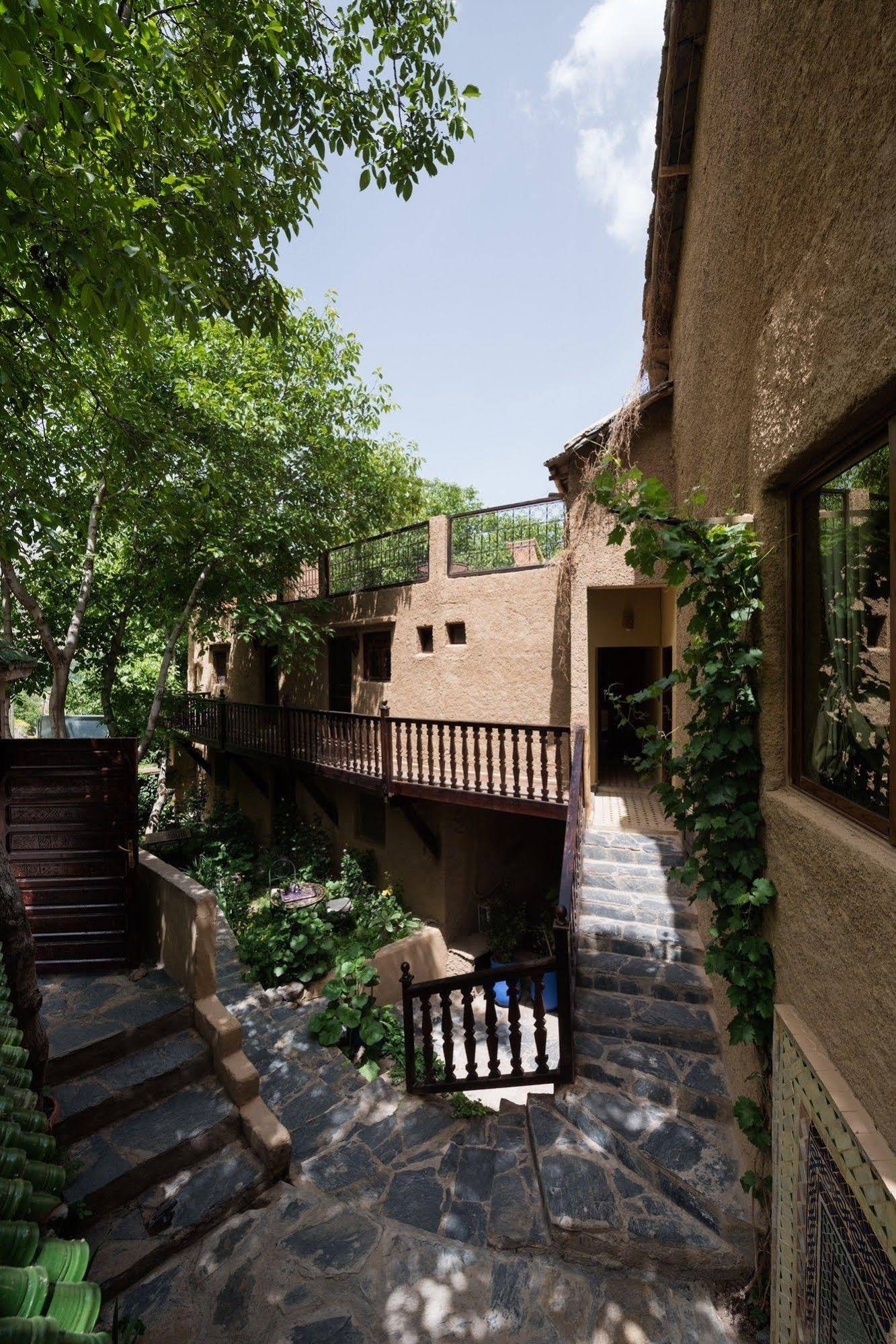 Riad Oussagou