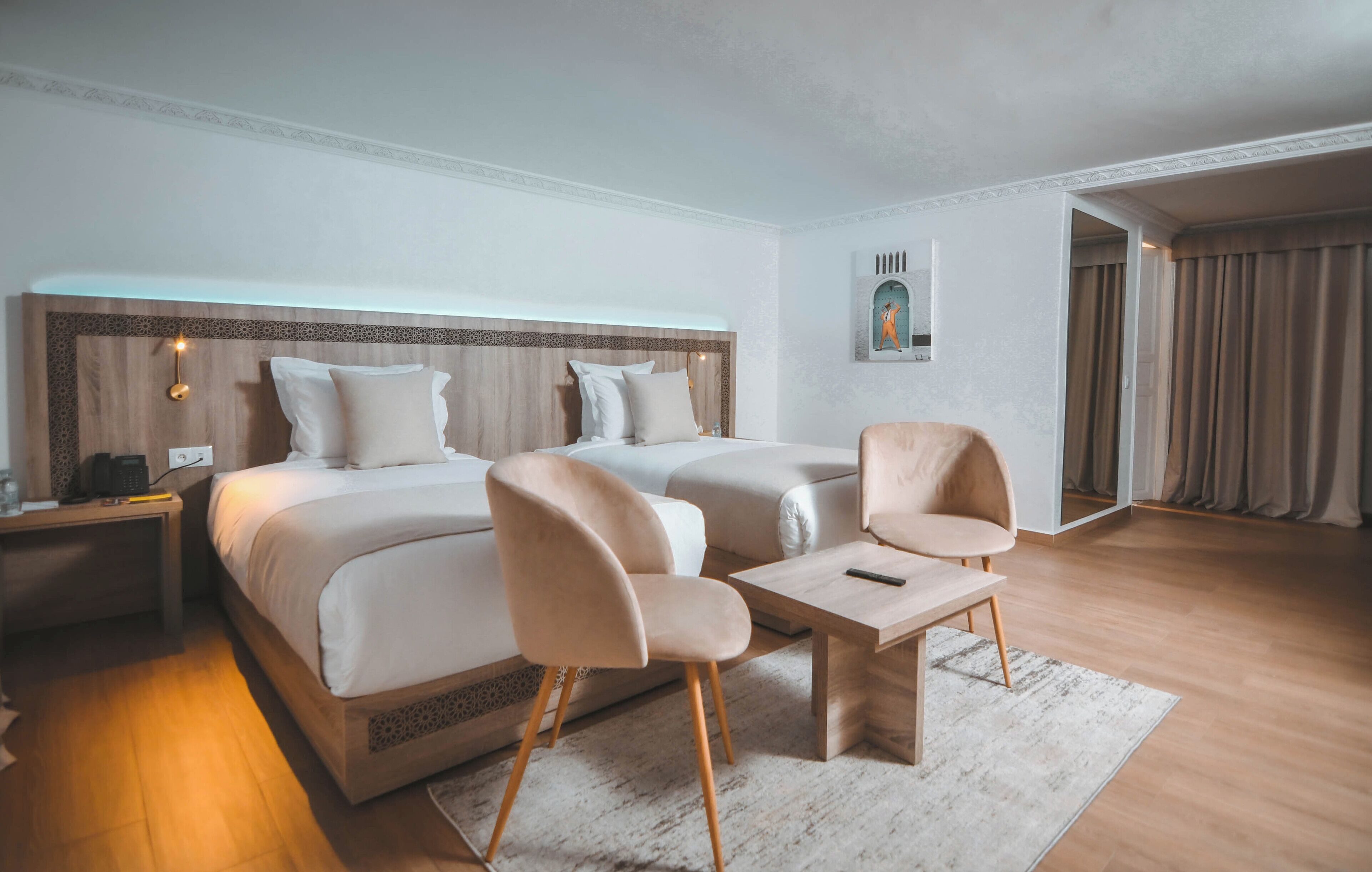 555 Hotel Clubbing Adults Only