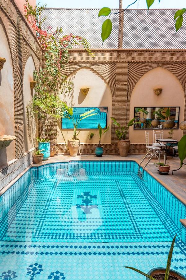 Amani Hotel APP