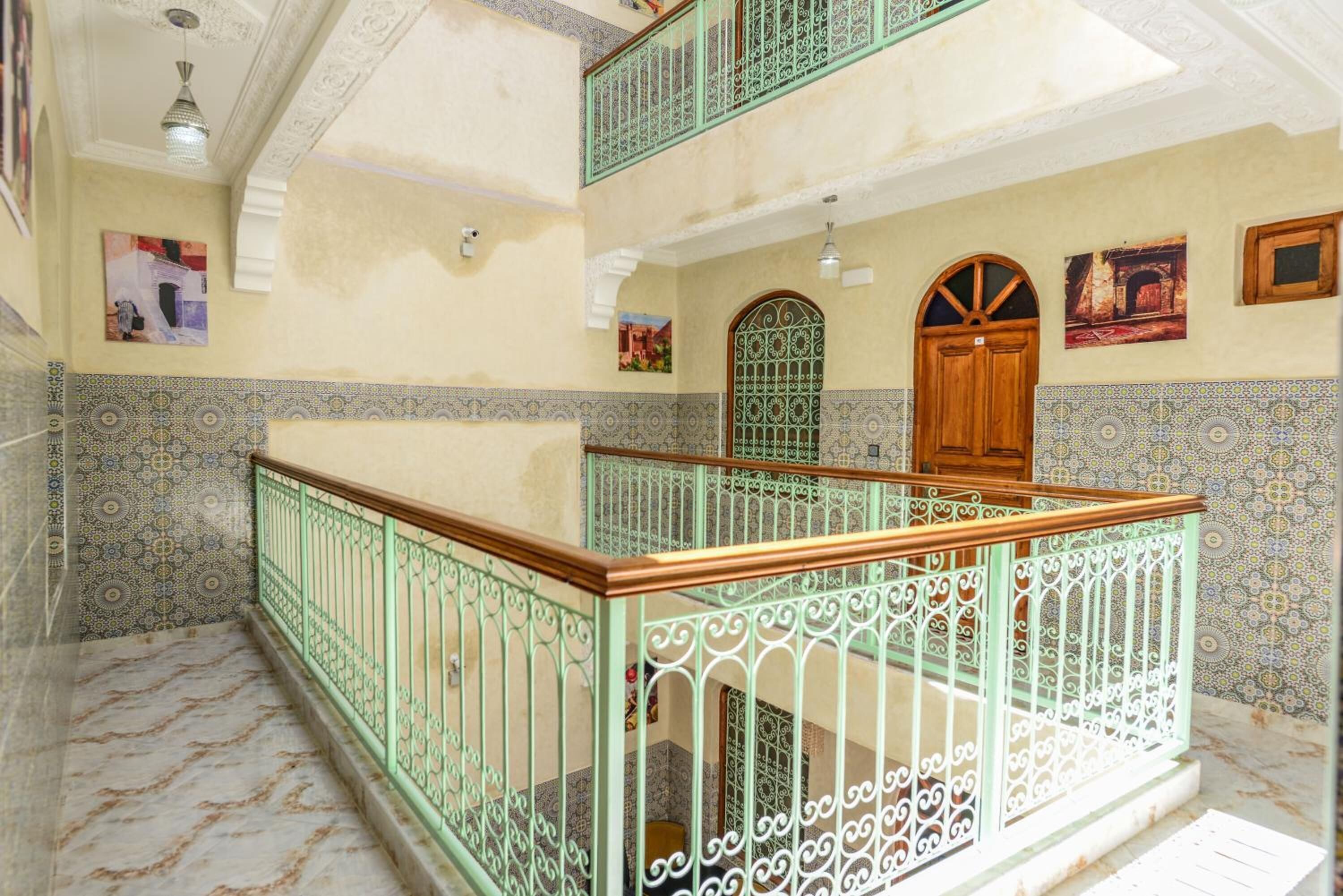 Faouzi Hotel