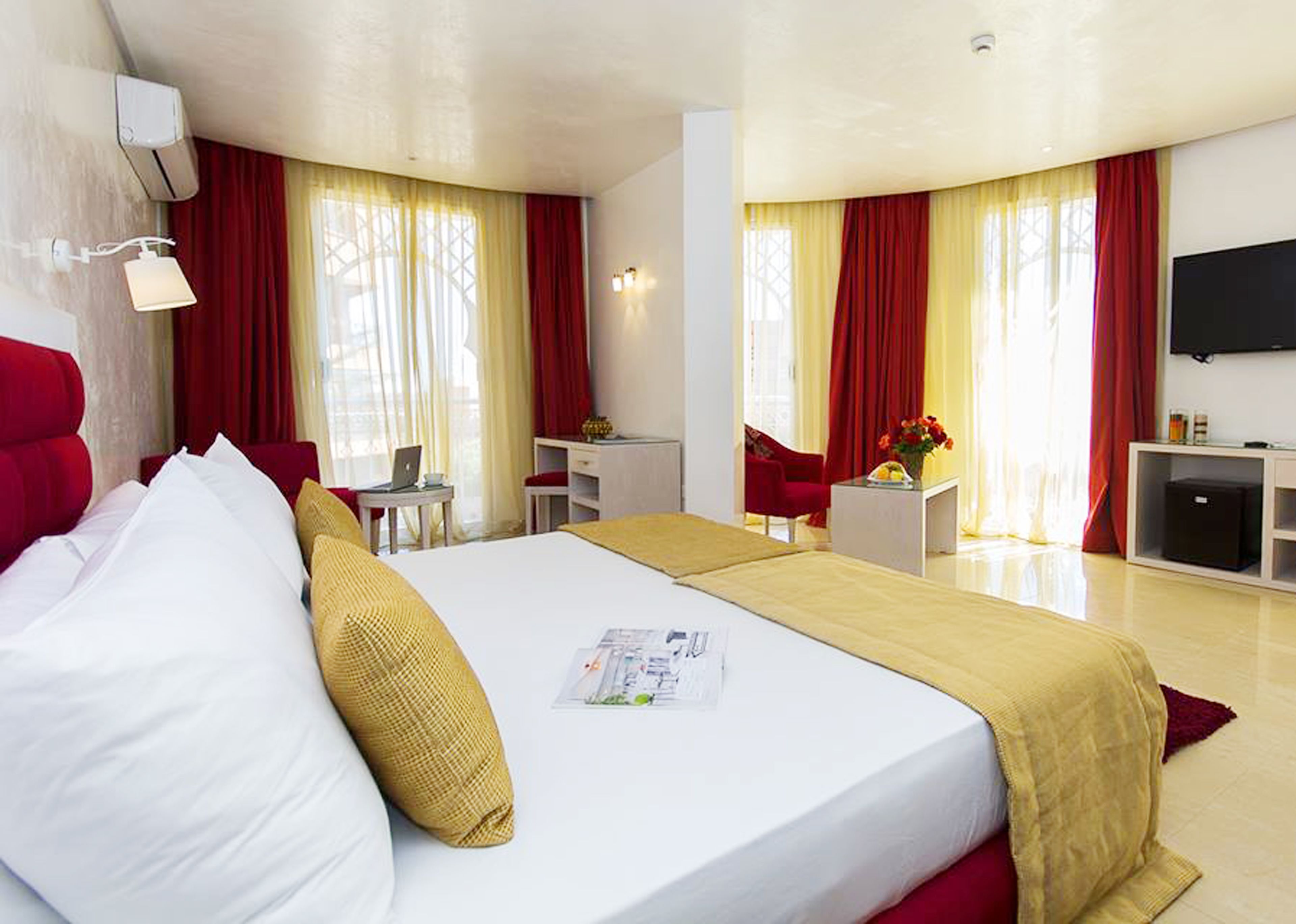 Hotel Racine