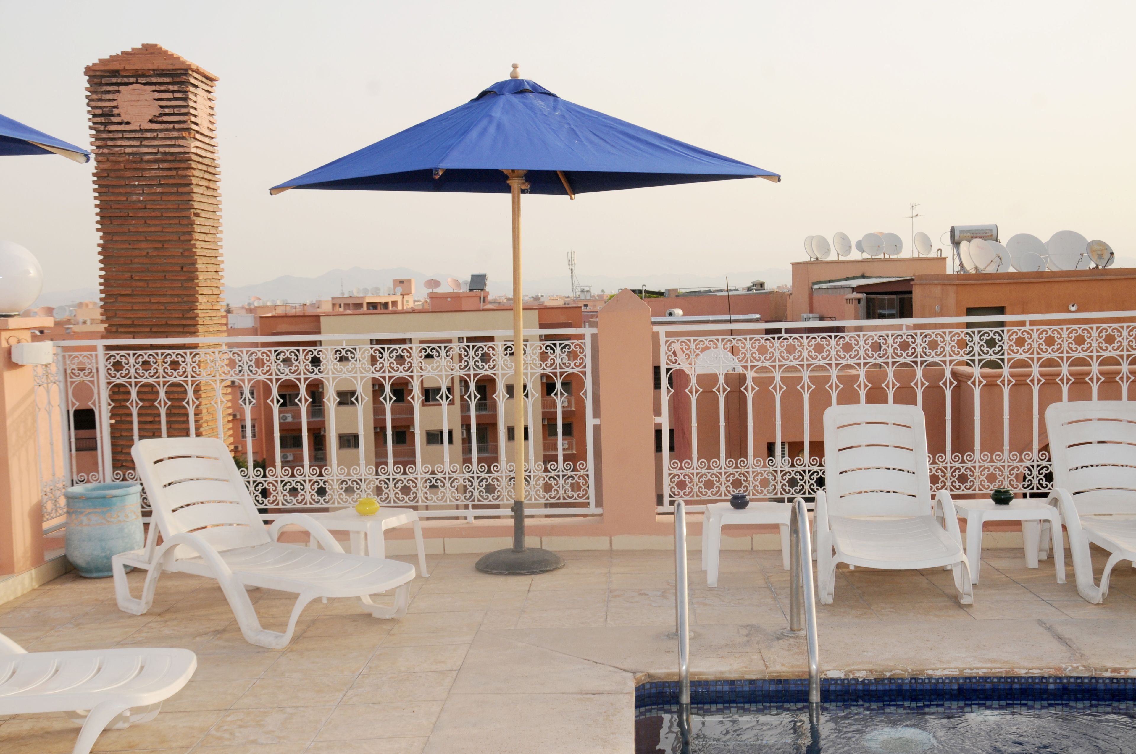 Hotel Racine