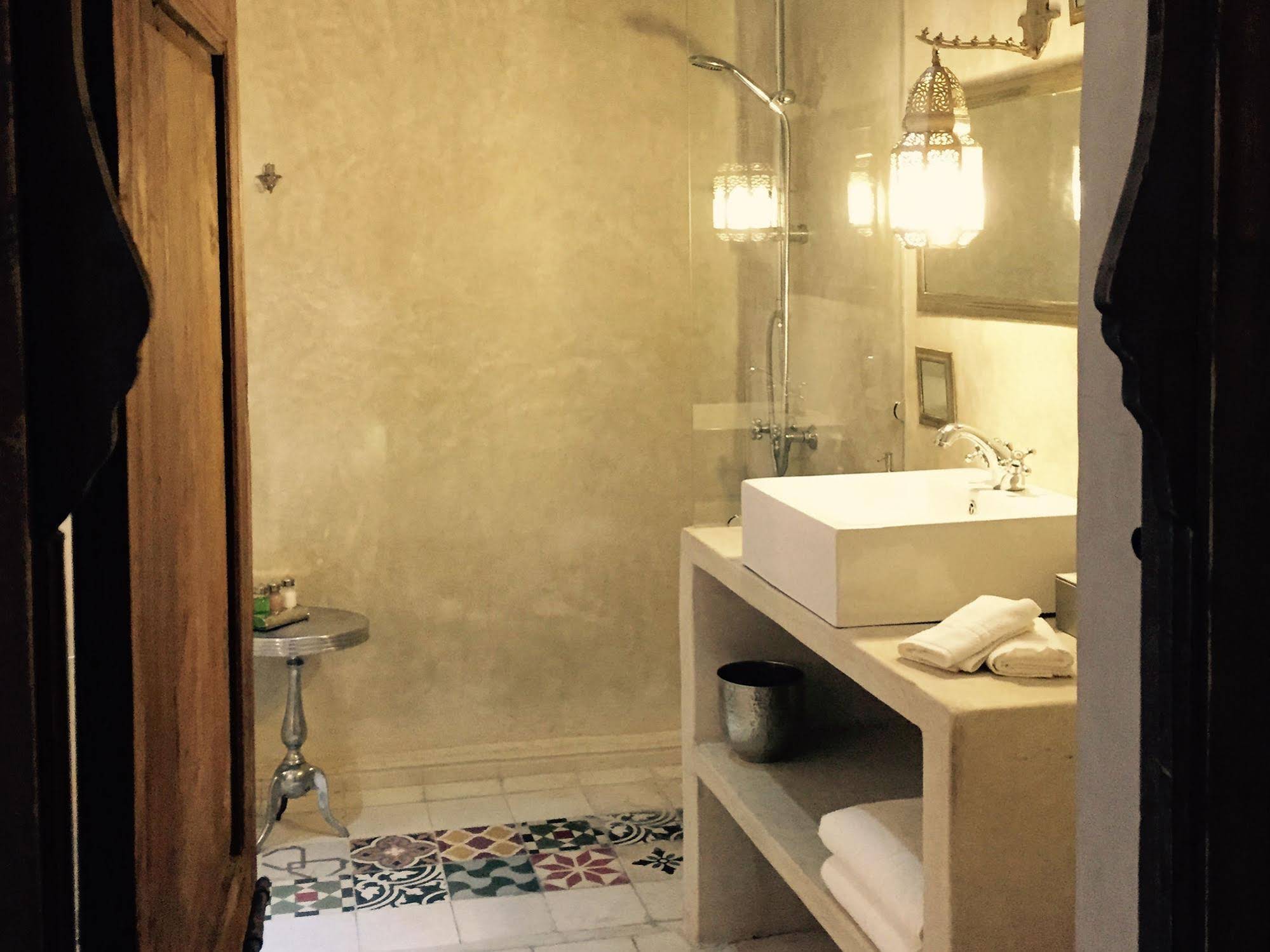 Riad 144