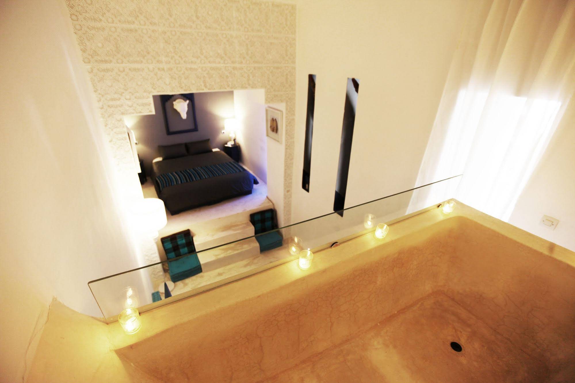 Riad 144