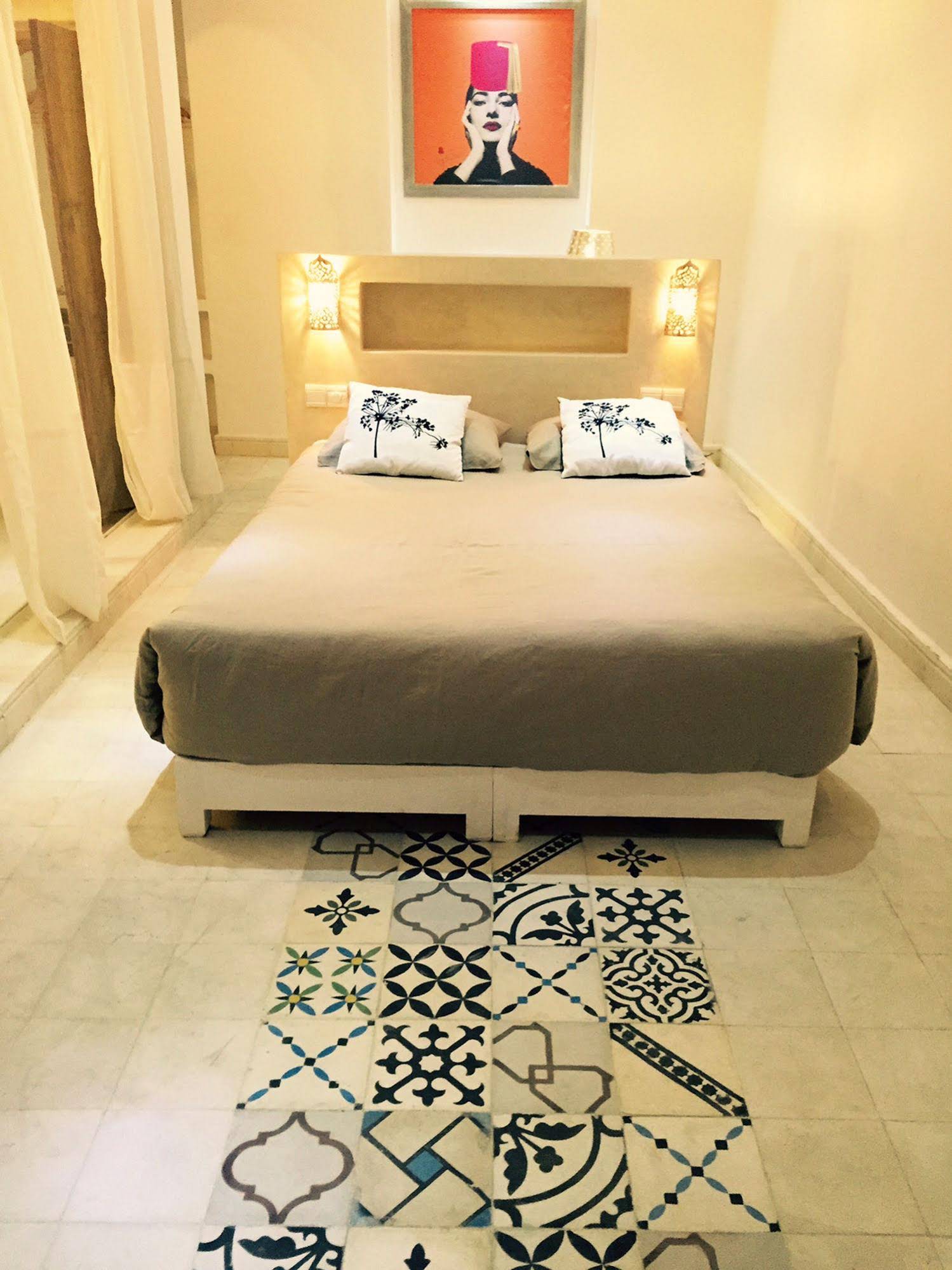 Riad 144